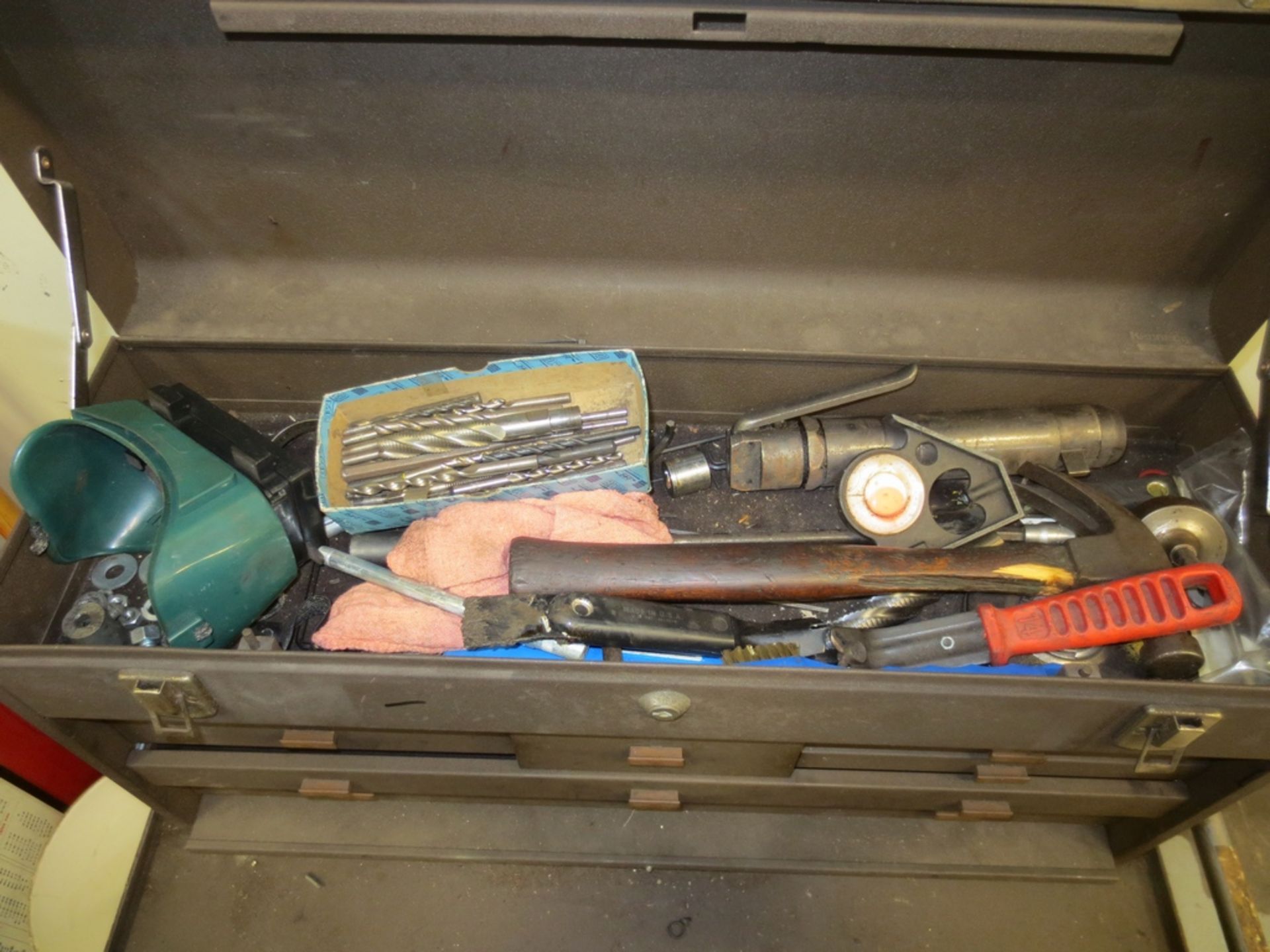KENNEDY TOOL BOX WITH CONTENTS OF TOOLS, BOLTS, SCREWS, SEALS ETC. - Image 2 of 6
