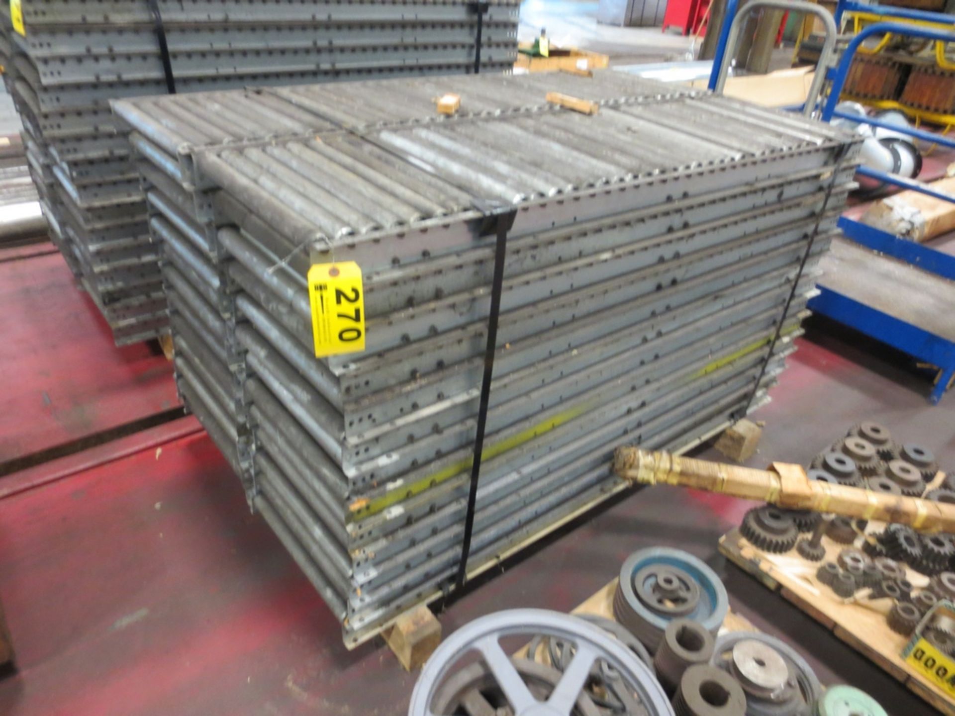 PALLET OF ROLLER CONVEYOR