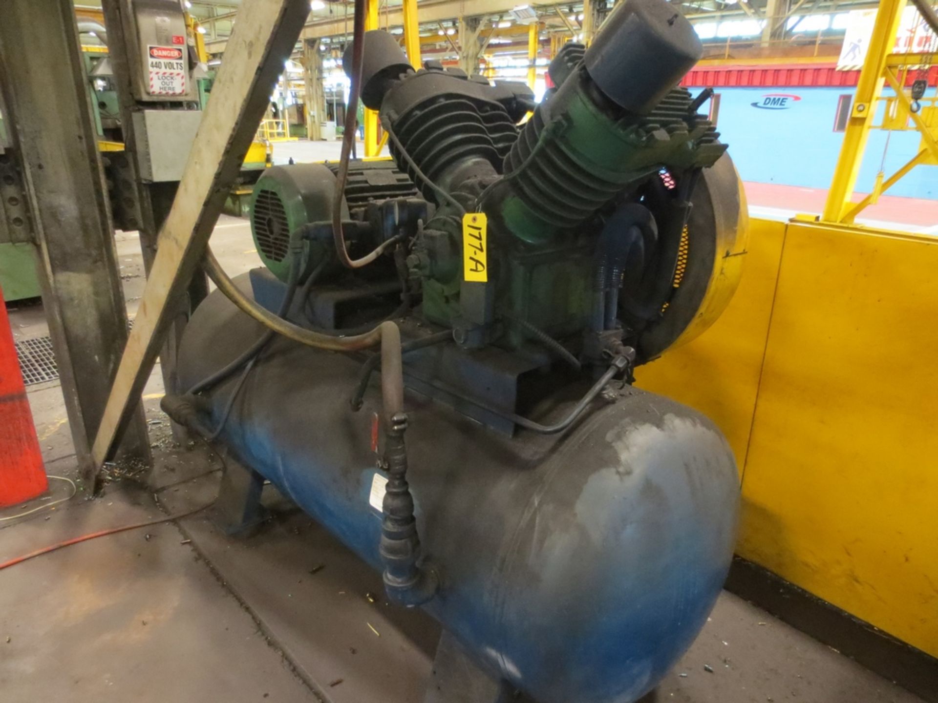 5 HP (APPROX) HORIZONTAL TANK MOUNTED AIR COMPRESSOR