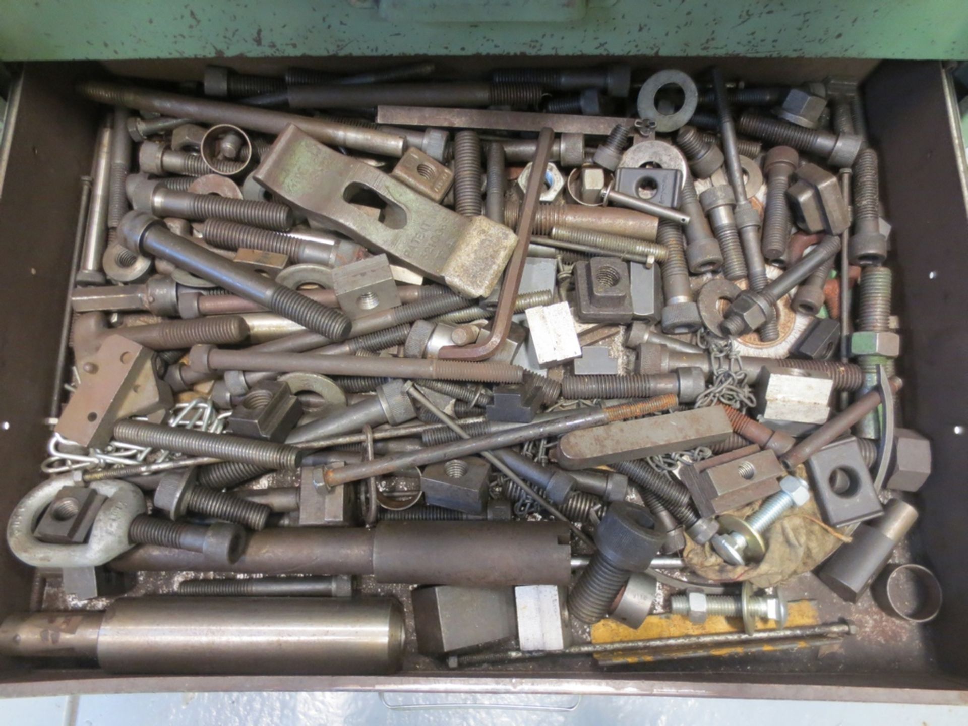 TOOL BOX WITH CONTENTS - Image 3 of 6