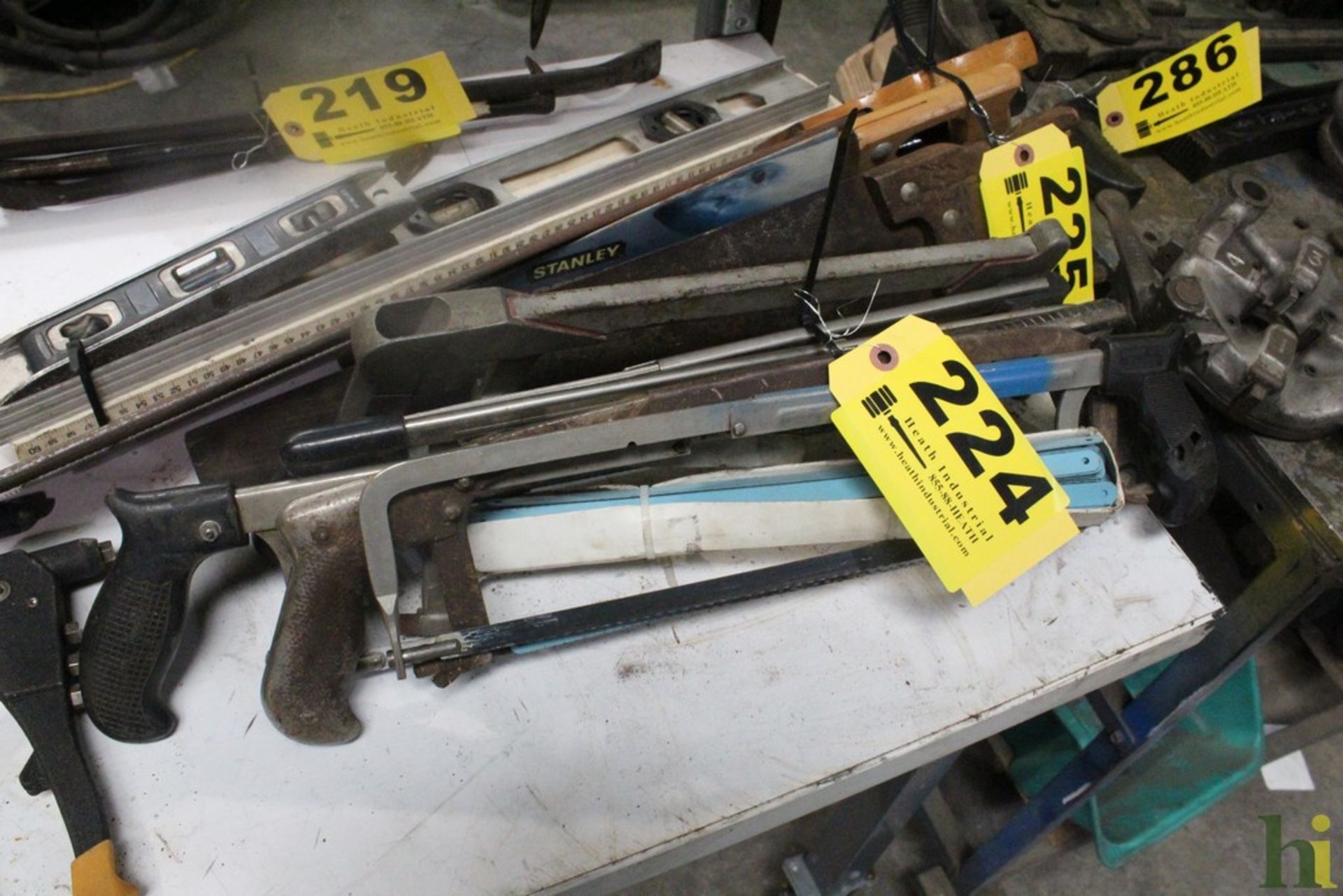 LARGE ASSORTMENT OF HACK SAWS AND BLADES