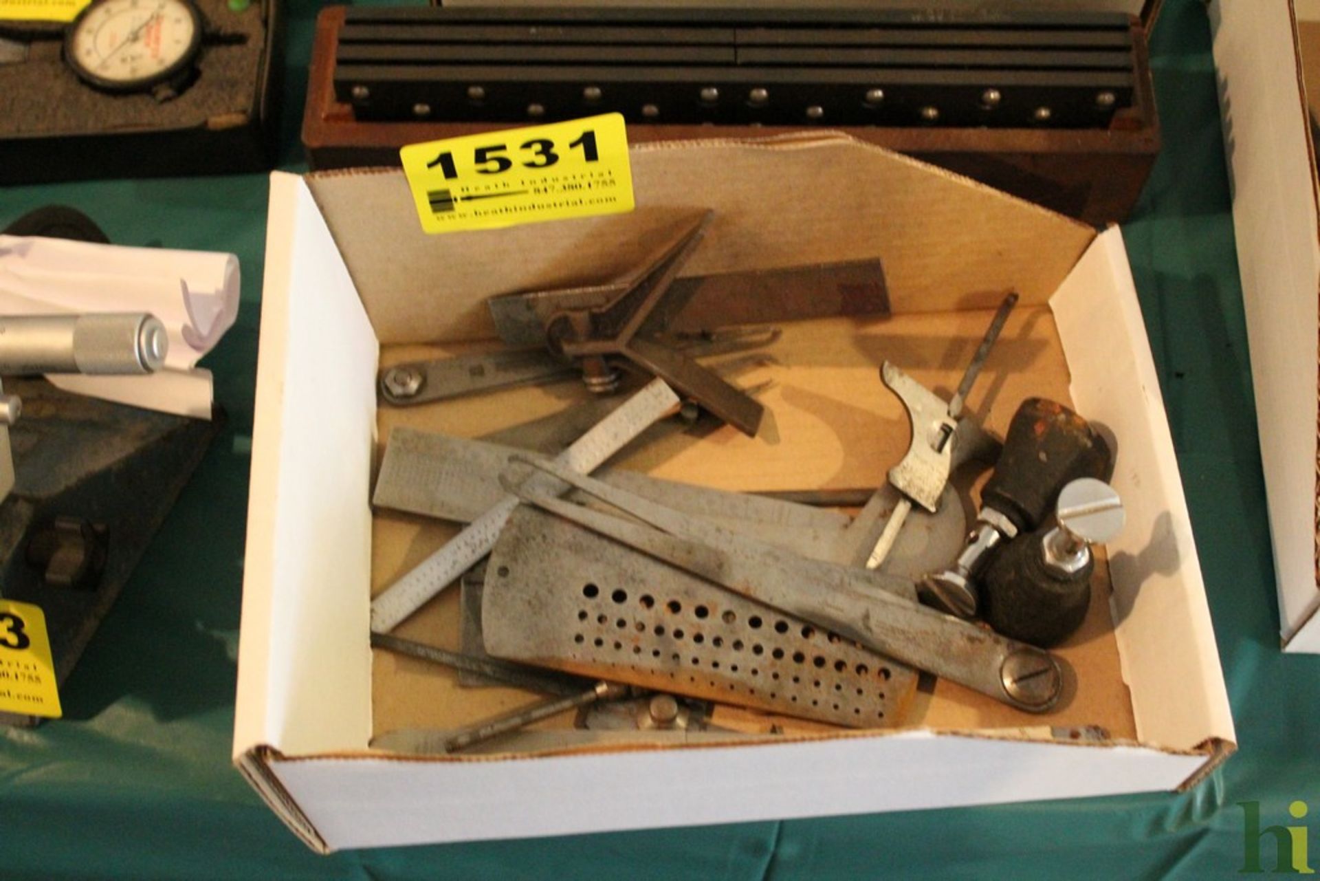 ASSORTED INSPECTION GAGES IN BOX