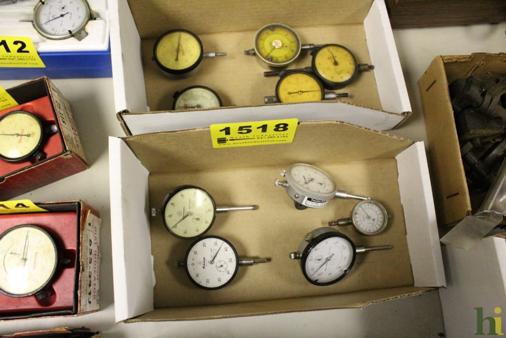 ASSORTED DIAL INDICATORS IN BOX