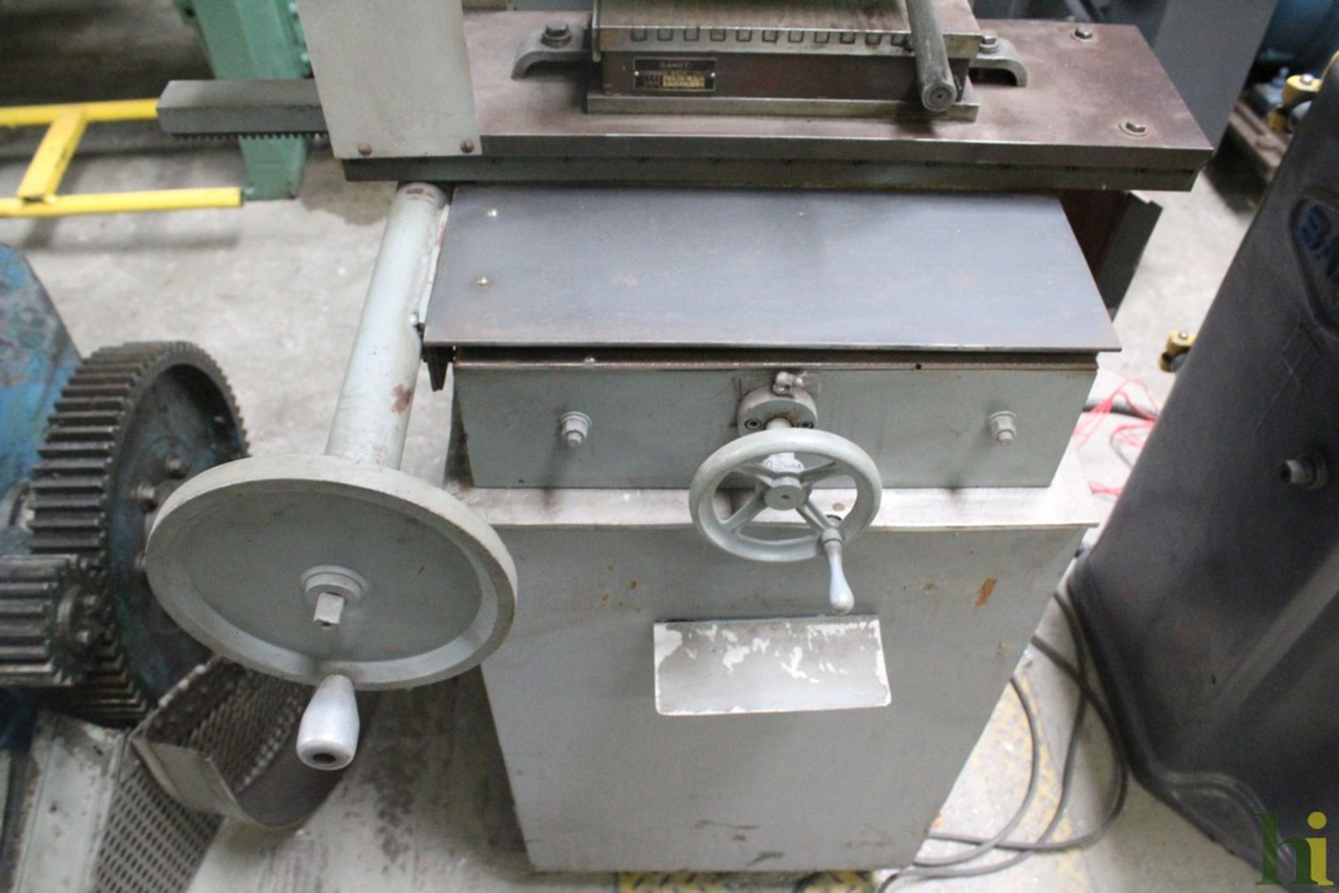 MANUAL SURFACE GRINDER WITH KANET MODEL KM-810 PERMANENT MAGNETIC CHUCK - Image 3 of 3