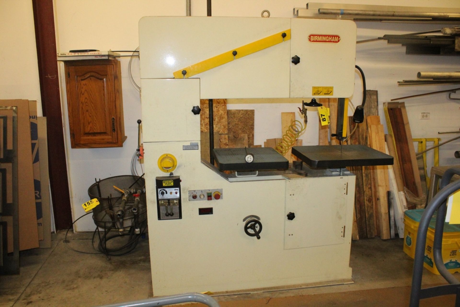 CP TOOLS 40” MODEL KV-100 VERTICAL BAND SAW, S/N V100380 (NEW 2008), VARIABLE SPEED WITH READOUT