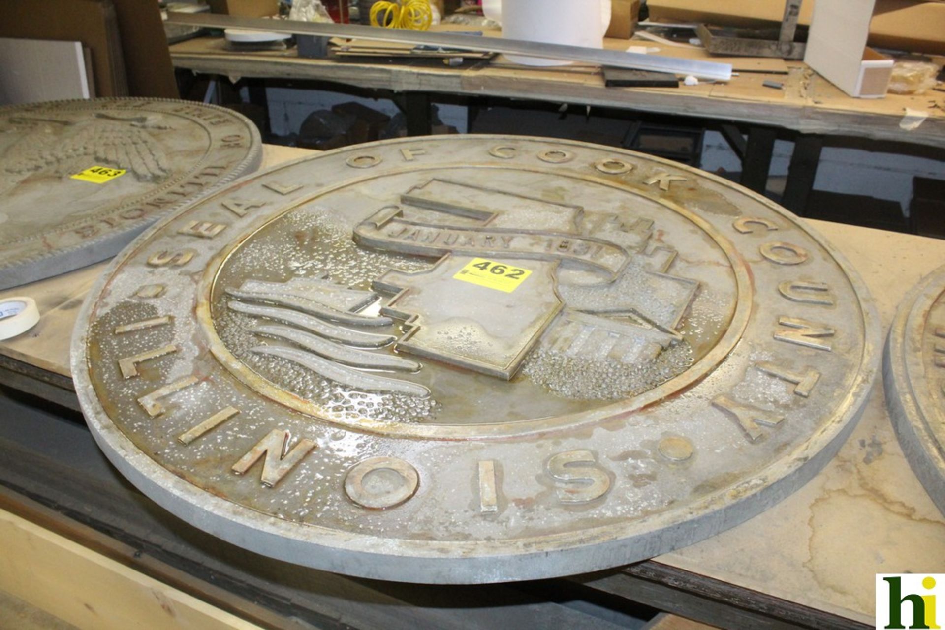 48" ROUND CAST ALUMINUM COOK COUNTY SEAL