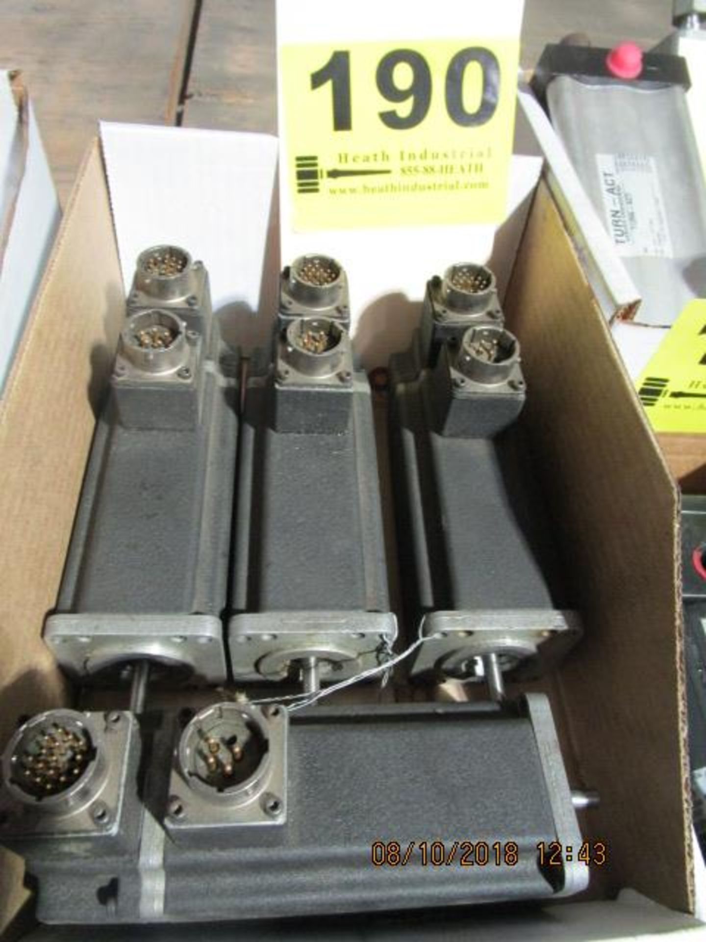 ASSORTED AIR CYLINDERS