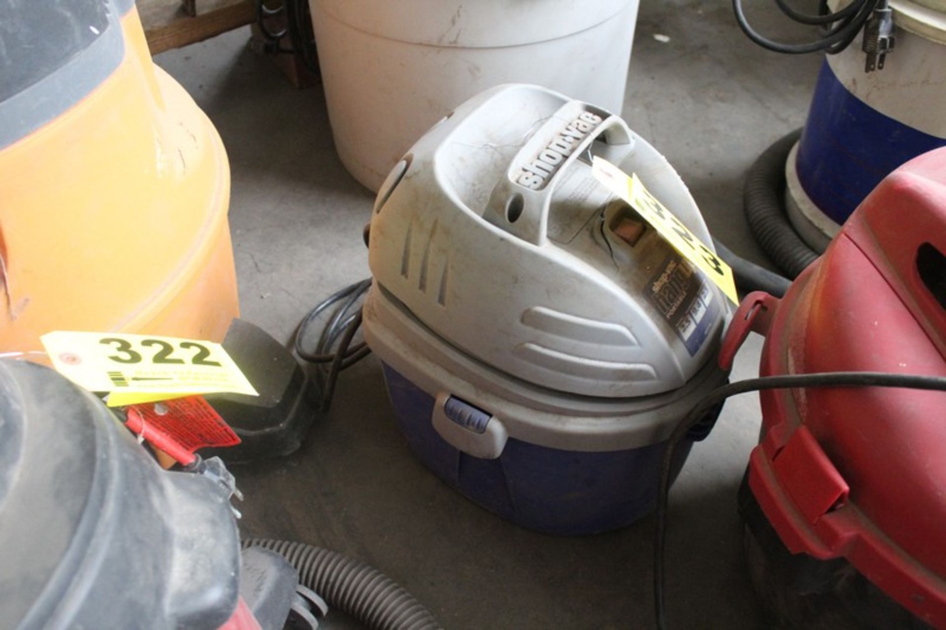 SHOP VAC 2.5 GALLON 2.5 HP SHOP VAC