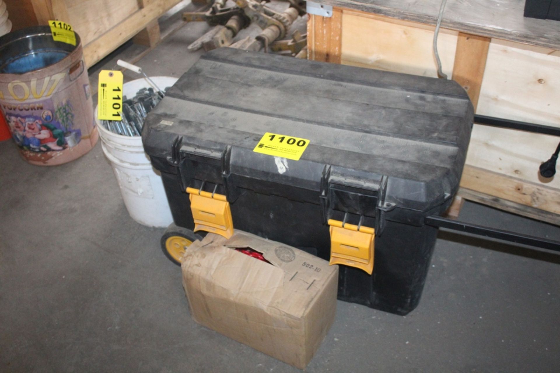 PORTABLE PLASTIC TOOL BOX WITH CONTENTS