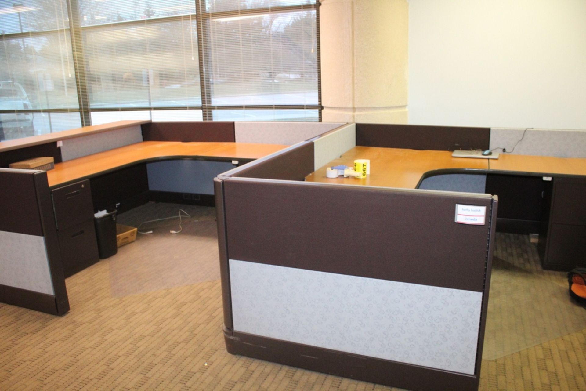 (2) STATION RECEPTIONIST CUBICLE, 8' X 16' - Image 4 of 4