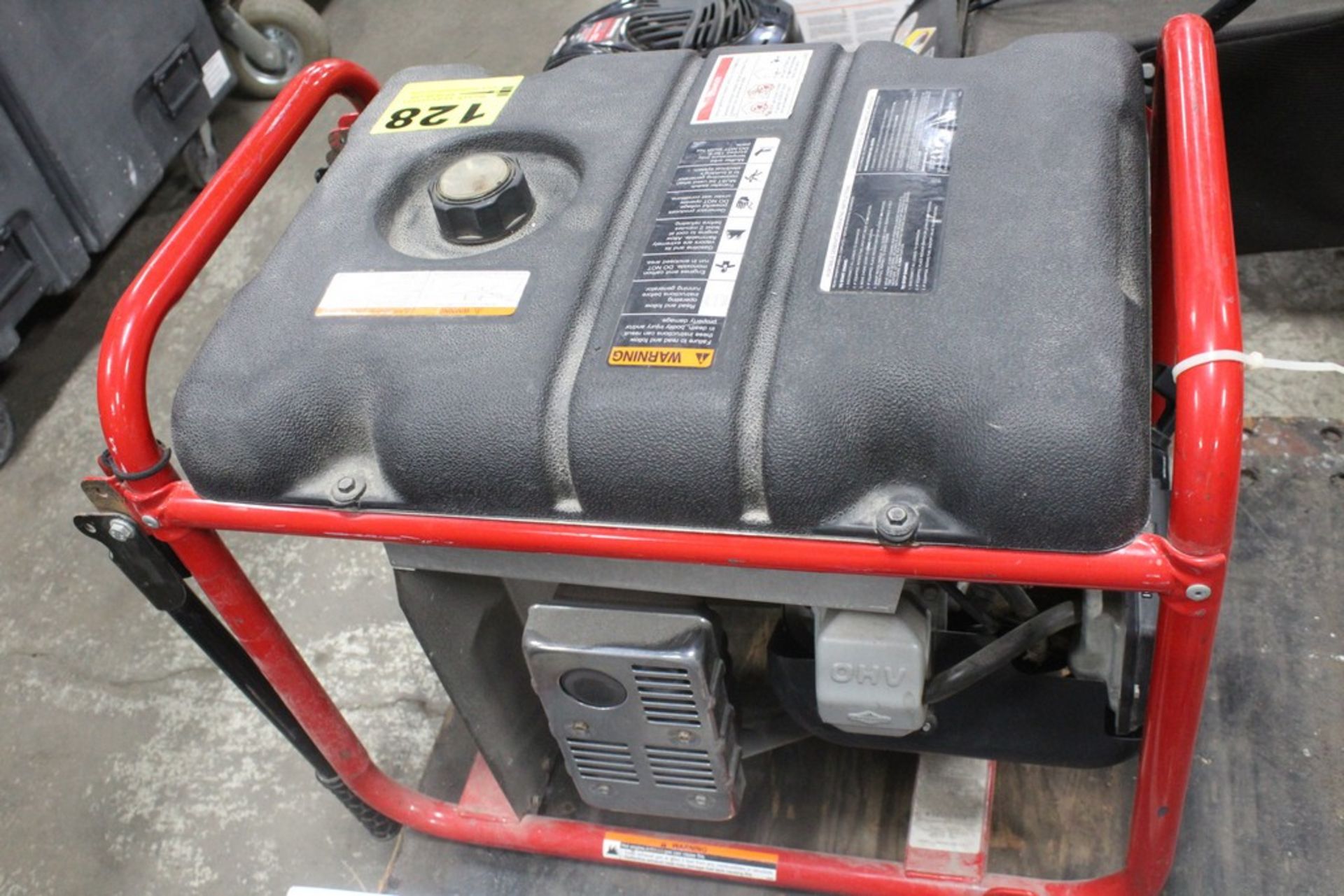 HUSKY PORTABLE GENERATOR, 5,000 WATTS, 6,250 STARTING WATTS, WITH BRIGG & STRATTON 1450 GAS ENGINE - Image 5 of 5