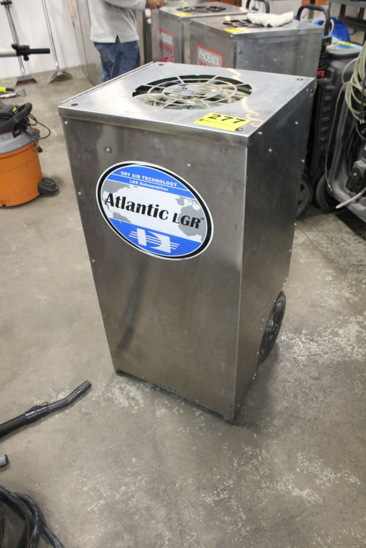 DRY AIR TECHNOLOGY, MODEL ATLANTIC LGR, AHAM (80-DEG. F, 60%) 140 PINTS, AIR FLOW 330 CFM