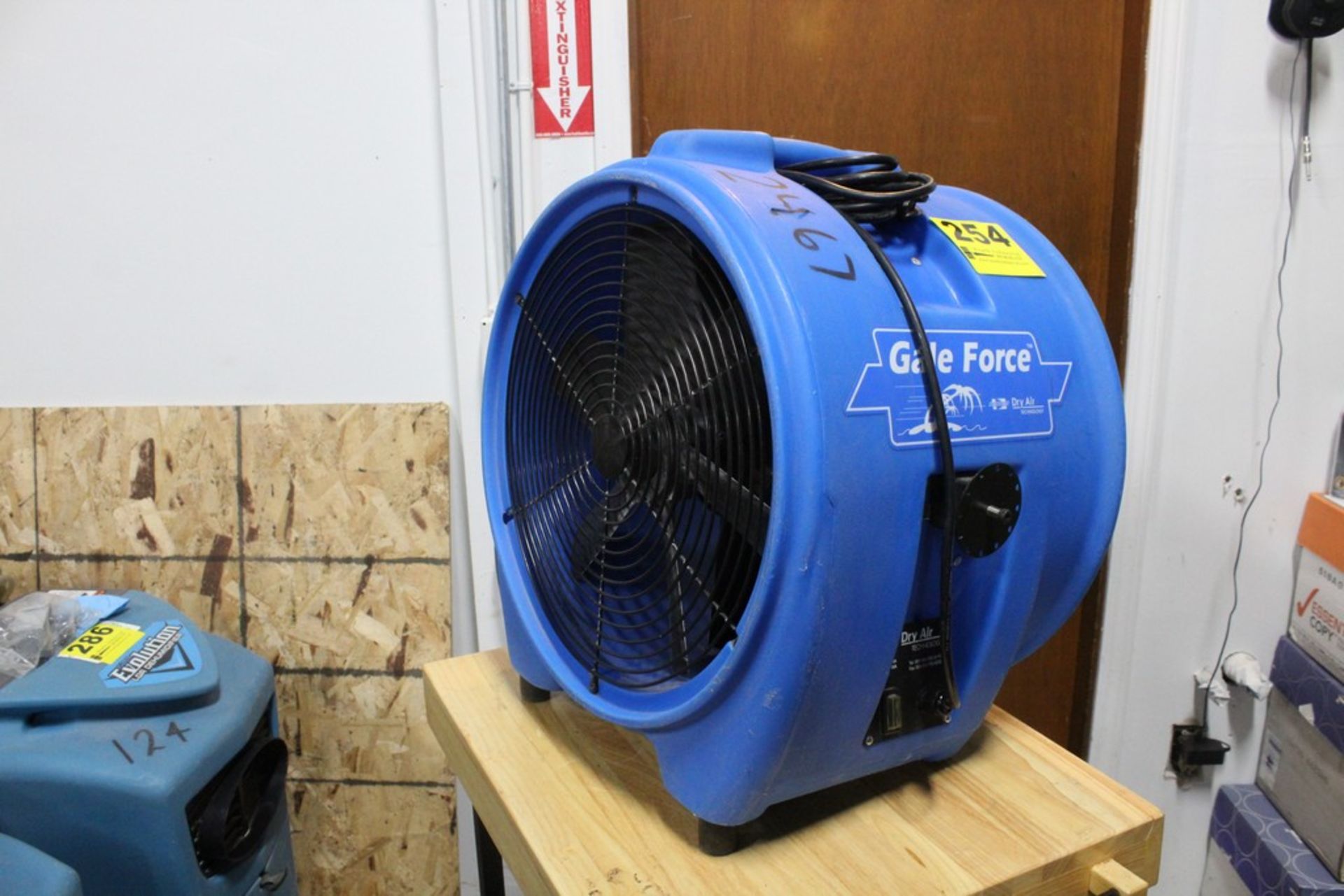 DRY AIR TECHNOLOGY GALE FORCE AIR MOVER