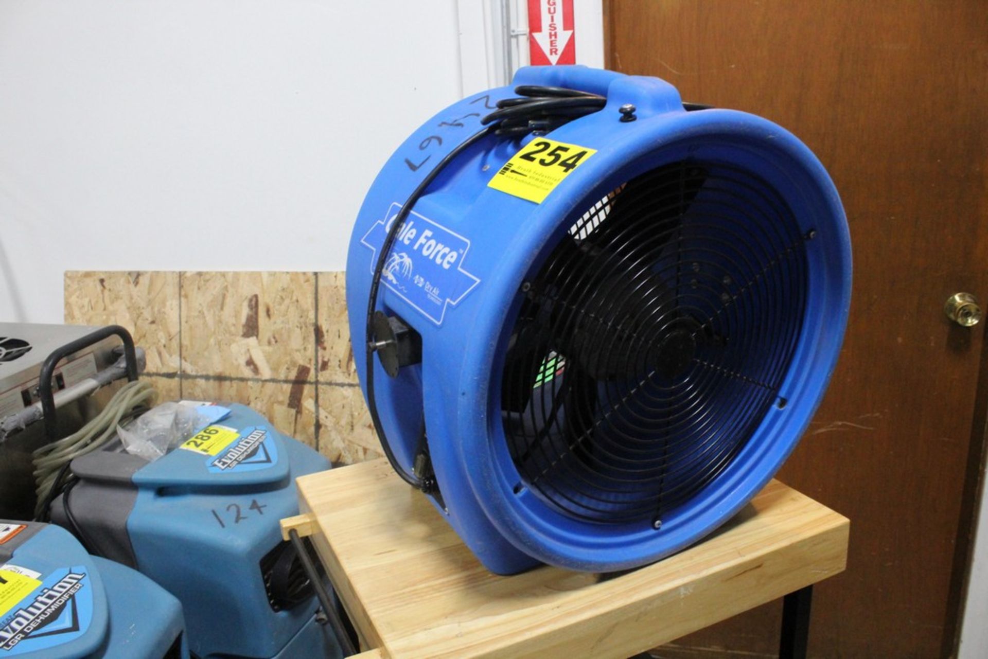 DRY AIR TECHNOLOGY GALE FORCE AIR MOVER - Image 3 of 3