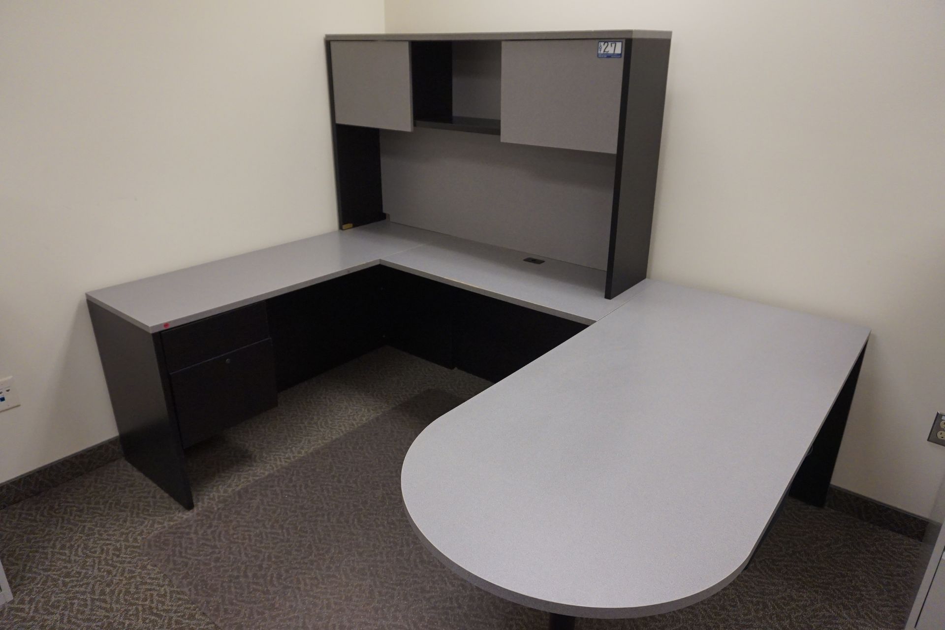 Grey/Black U-Shaped Desk