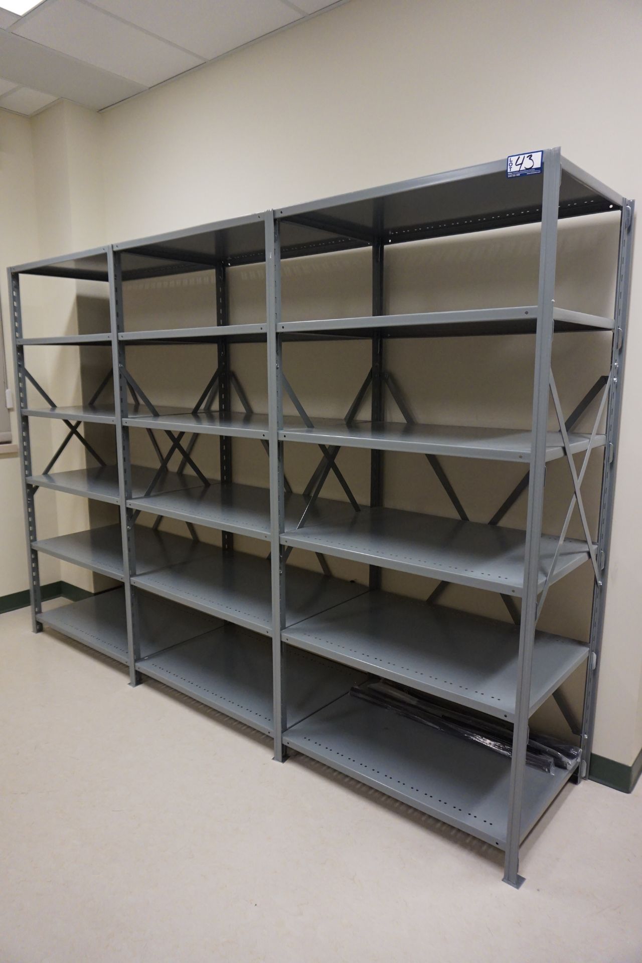 Sections of Clip Shelving - Image 2 of 2