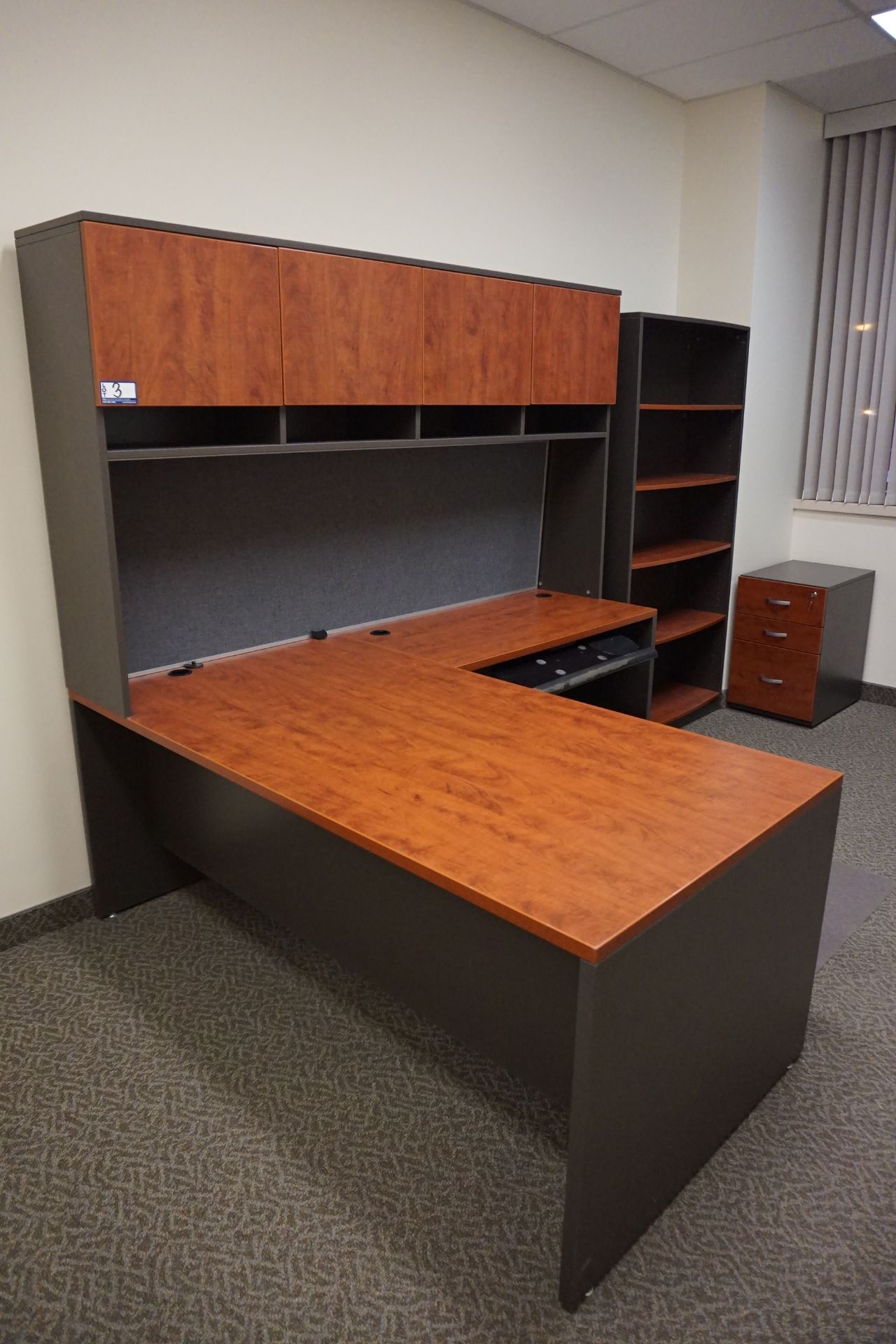 R.L Cushing L-Shaped Maple Auburn Slate Desk with Overhead Storage, Bookshelf