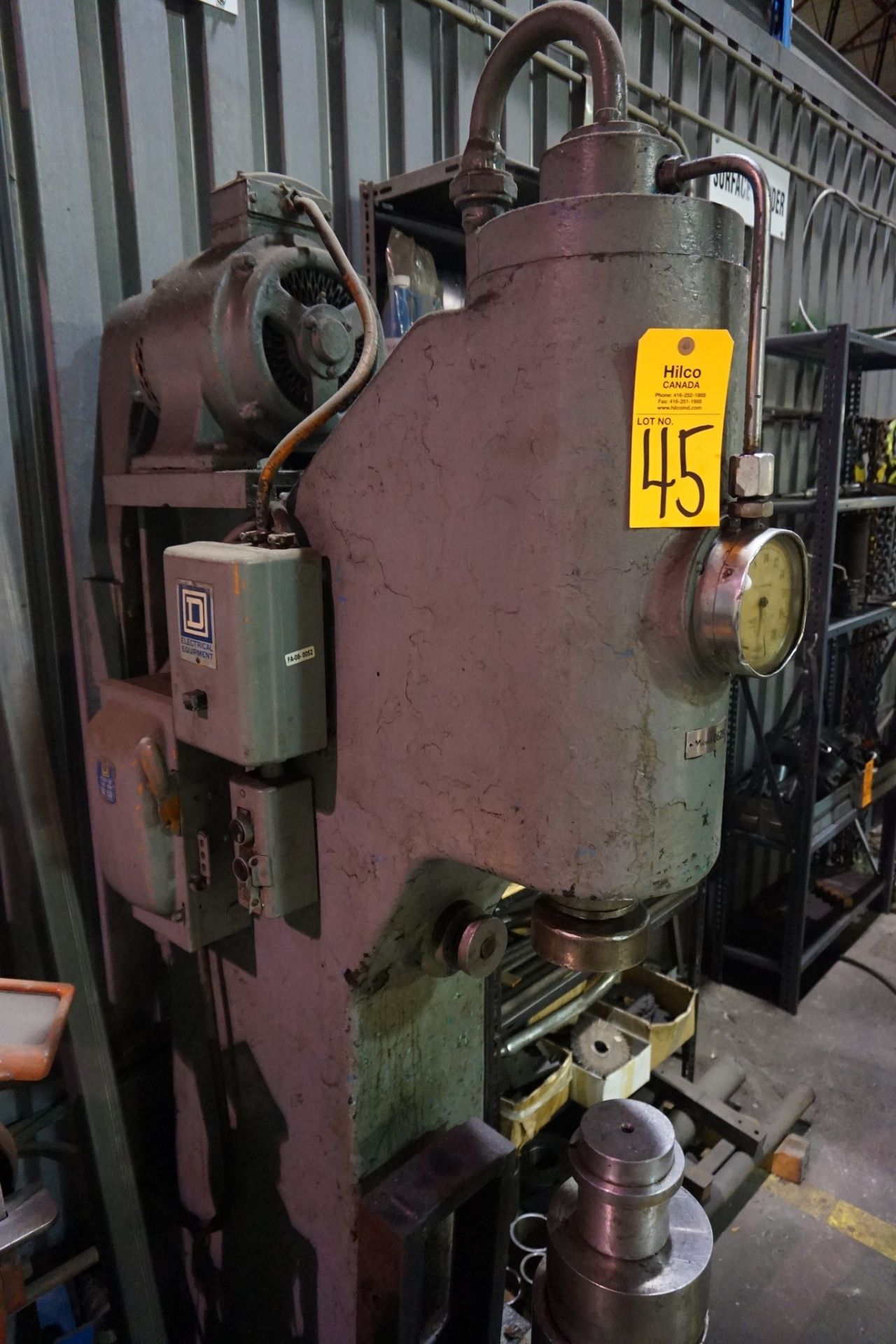 Mills Hydraulic Press 600V Serial Number: n/a - Image 2 of 3