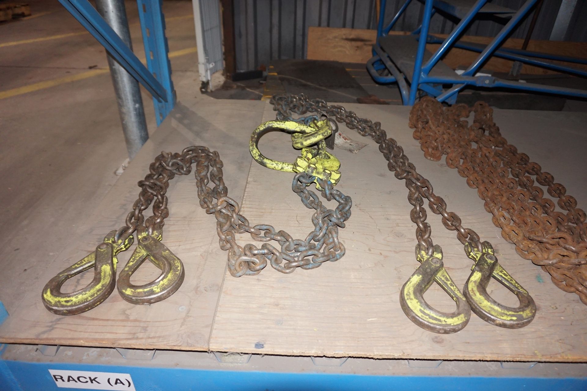 Asst. Lifting Chain - Image 3 of 3