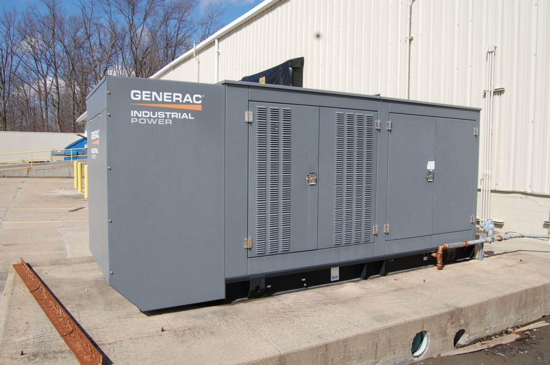 Generac Model 14390180300 300 KW Natural Gas Standby Generator Set - Image 2 of 13