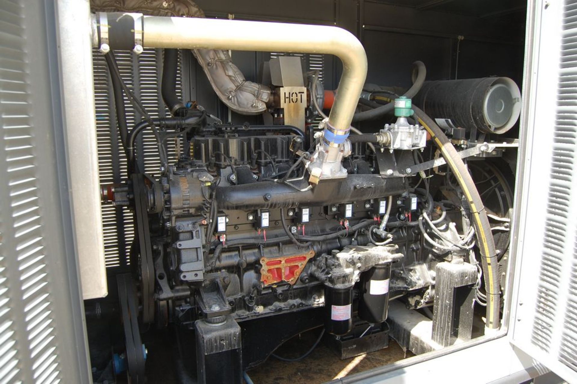 Generac Model 14390180300 300 KW Natural Gas Standby Generator Set - Image 4 of 13