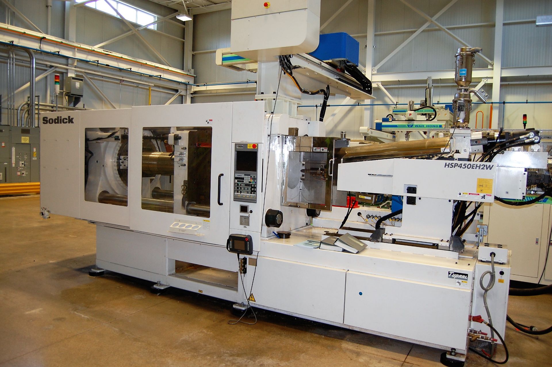 Sodick Model HSP450EH2W 495-Ton Injection Molding Machine - Image 2 of 12