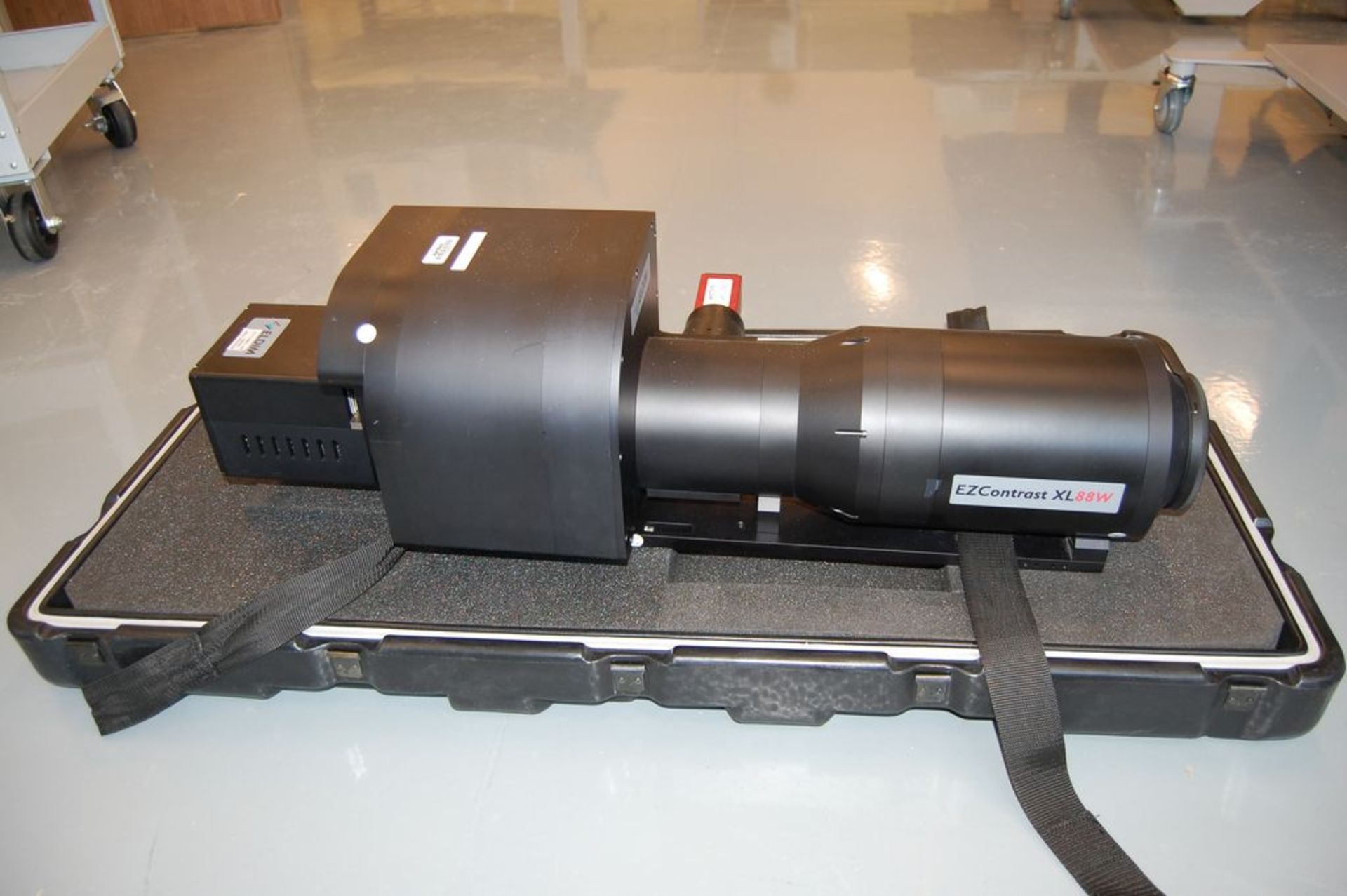 Eldim Model EZ Contrast XL88W Viewing Cone Series Optical Measurement System - Image 6 of 14