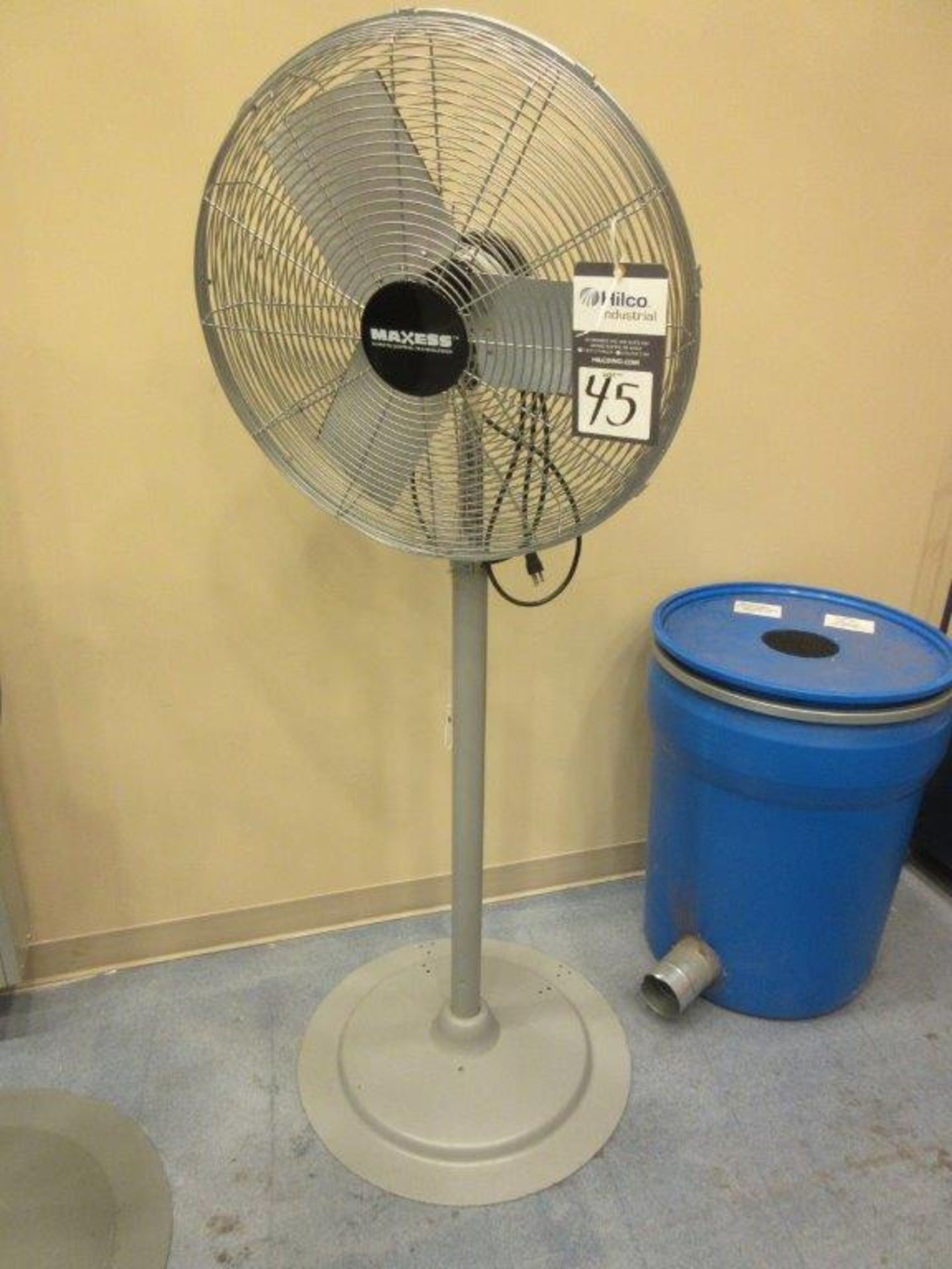 24" Pedestal Fan