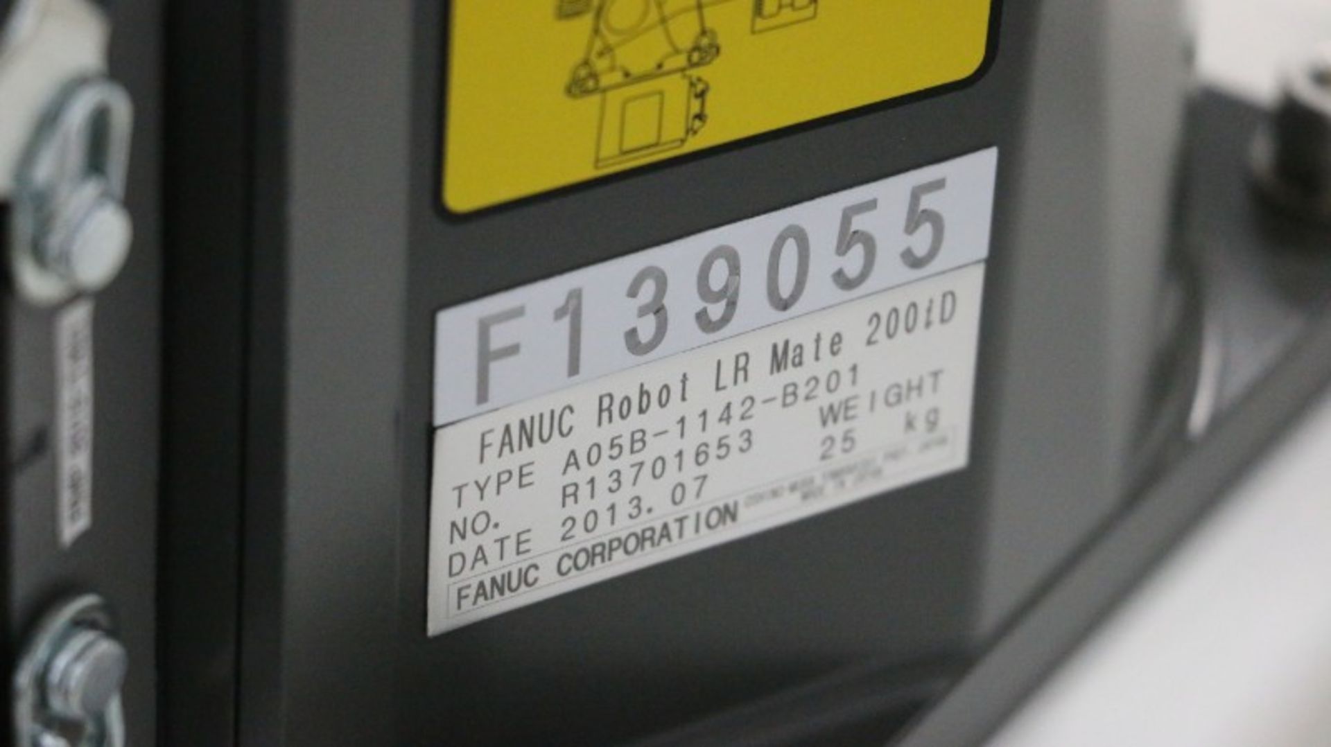 Fanuc Model LR Mate 200iD 6 Axis Robot - Image 9 of 10