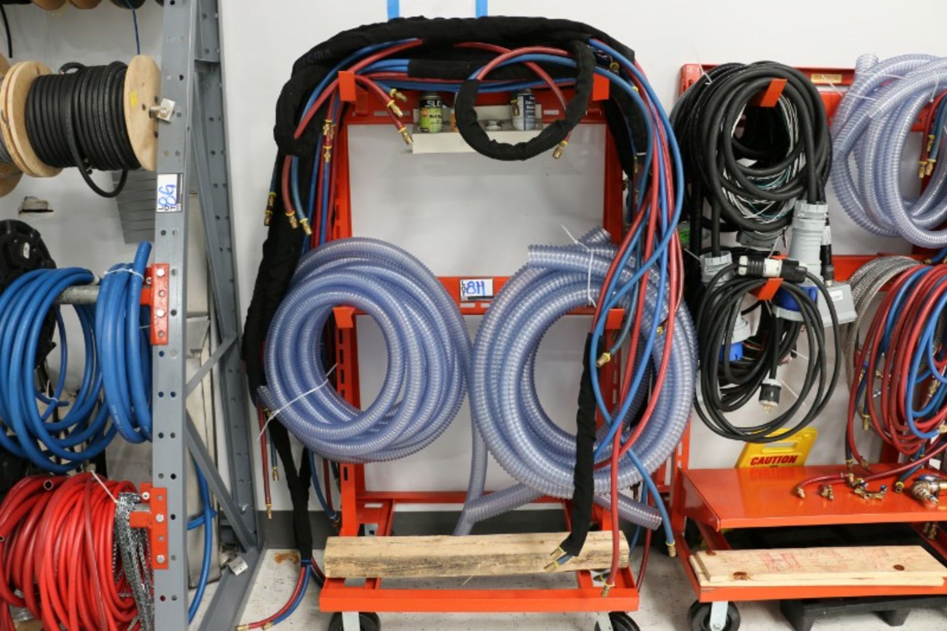 Rack with Content, Assorted Hoses, Hot Runner Cables