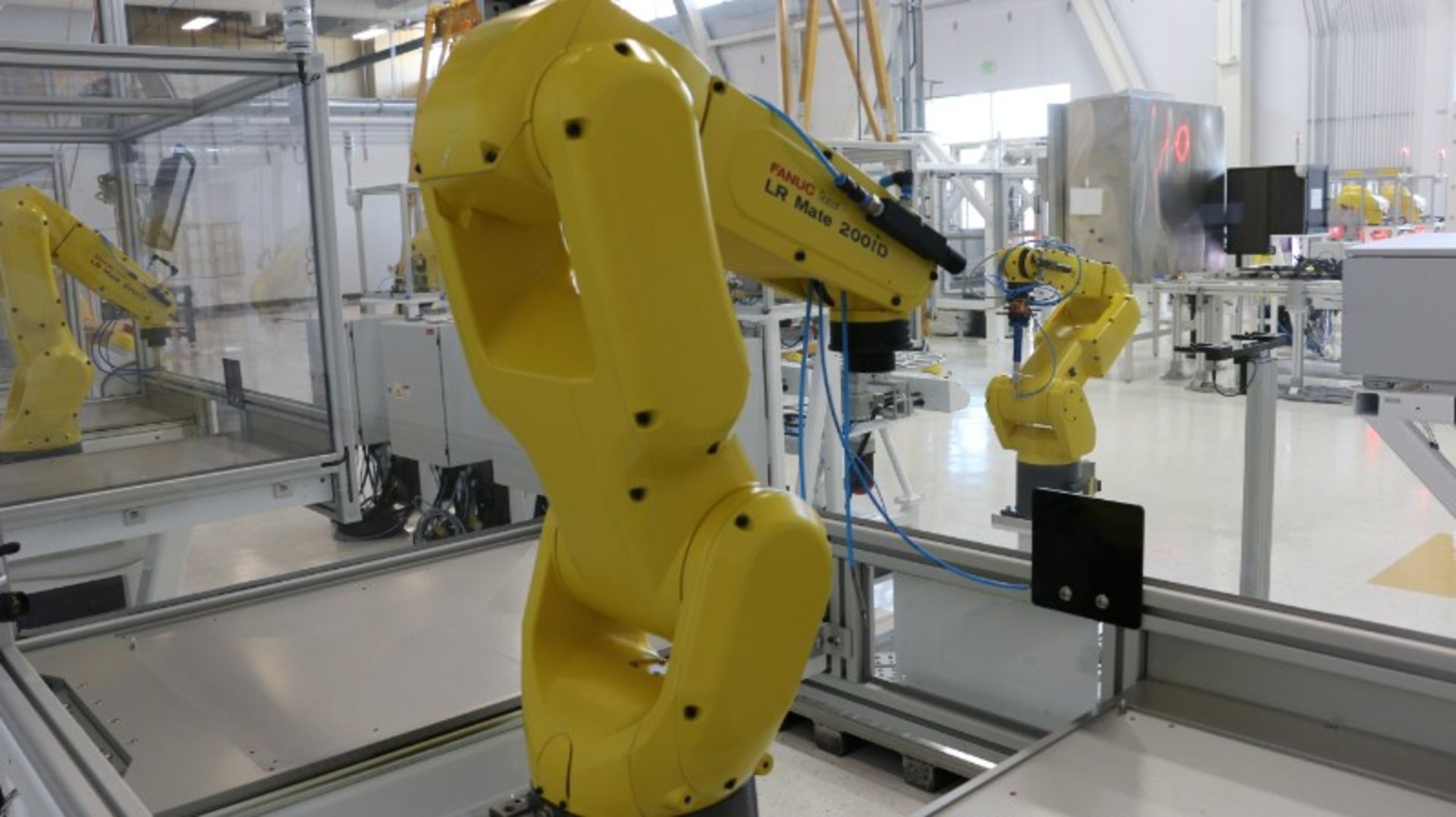 Fanuc Model LR Mate 200iD 6 Axis Robot - Image 7 of 10