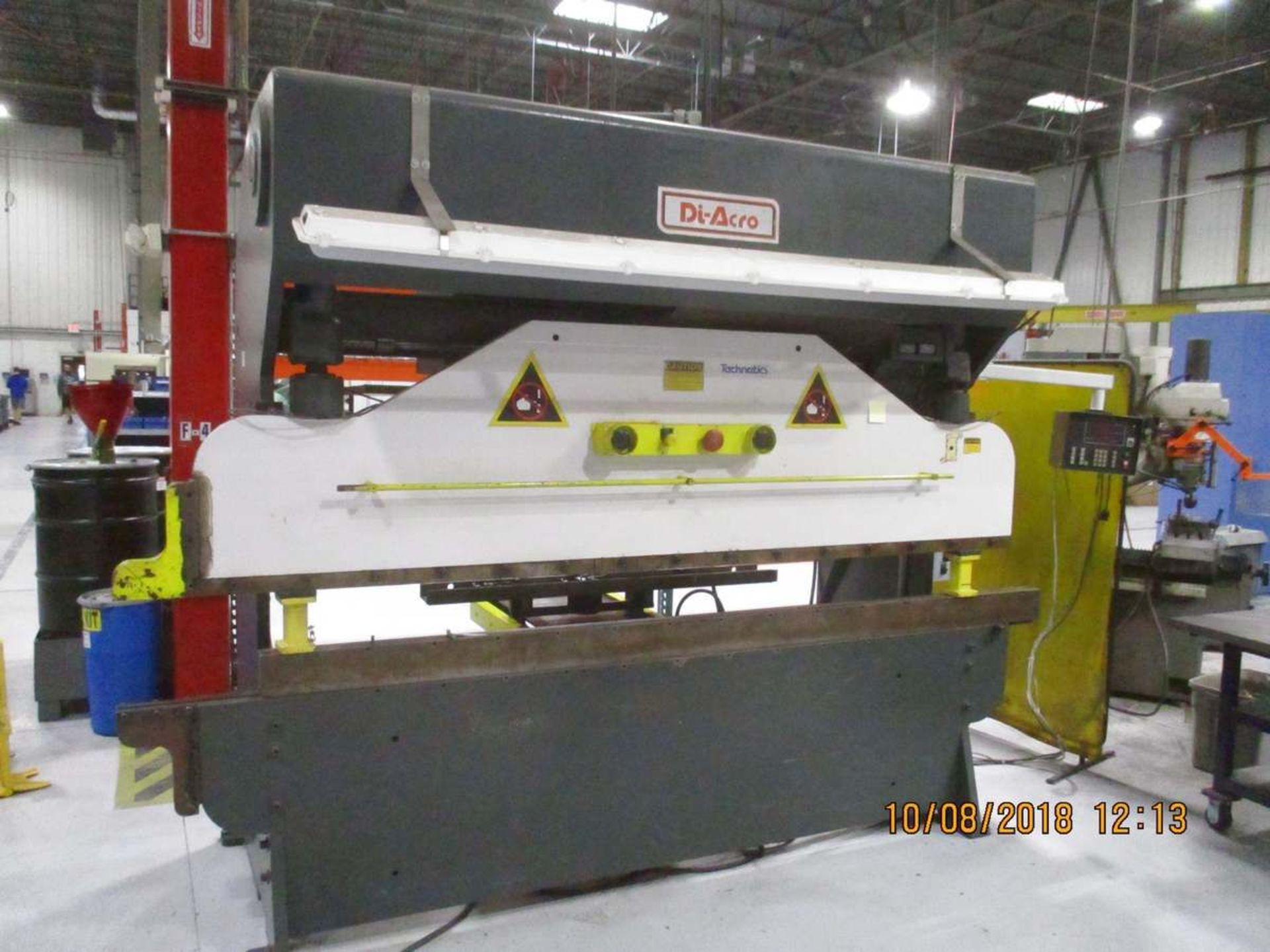 Diacro Model 75-10 75-Ton Hydra-Mechanical Press Brake