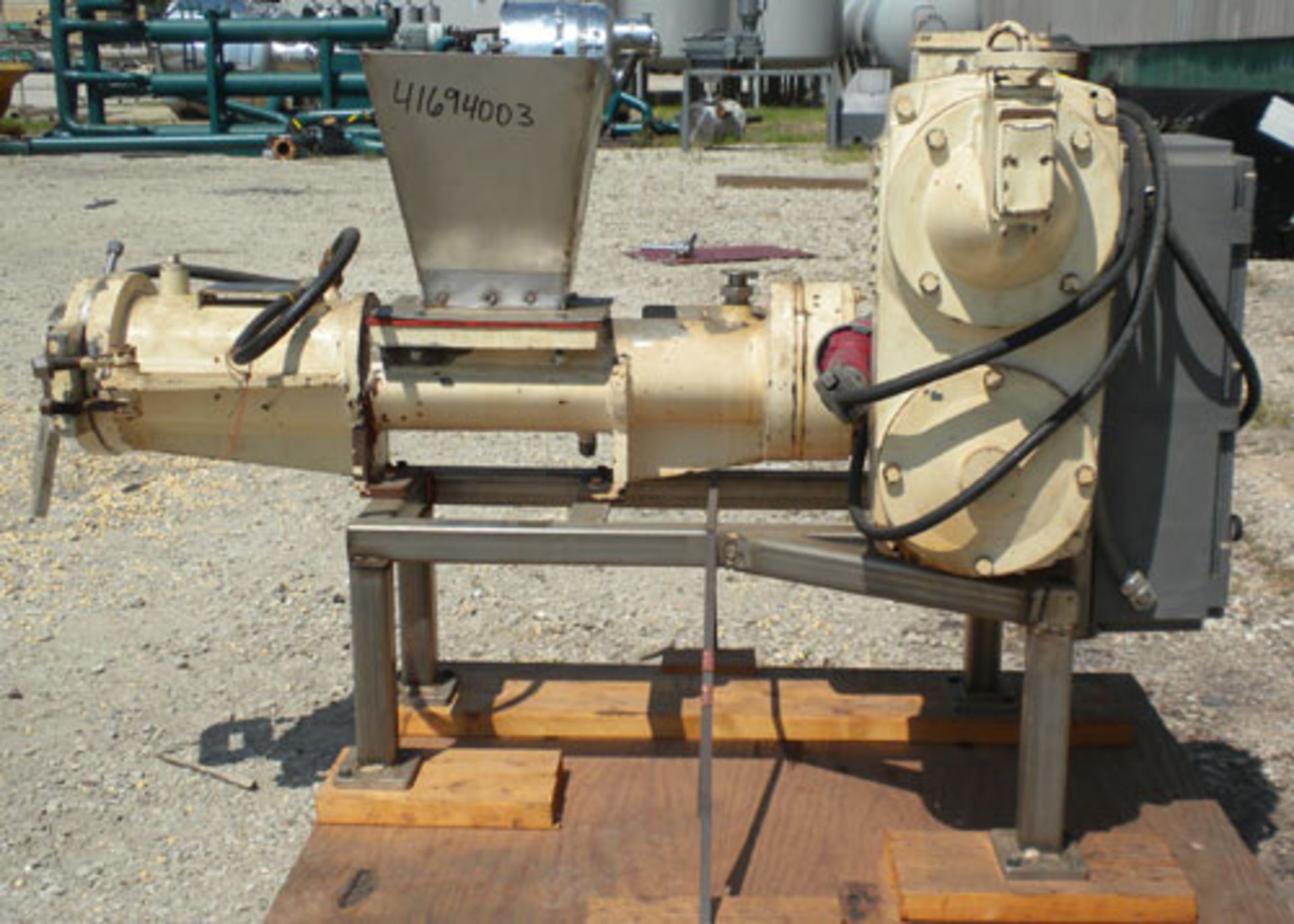 Teledyne Readco Model 5 Continuous Crosshead Extruder - Image 3 of 10