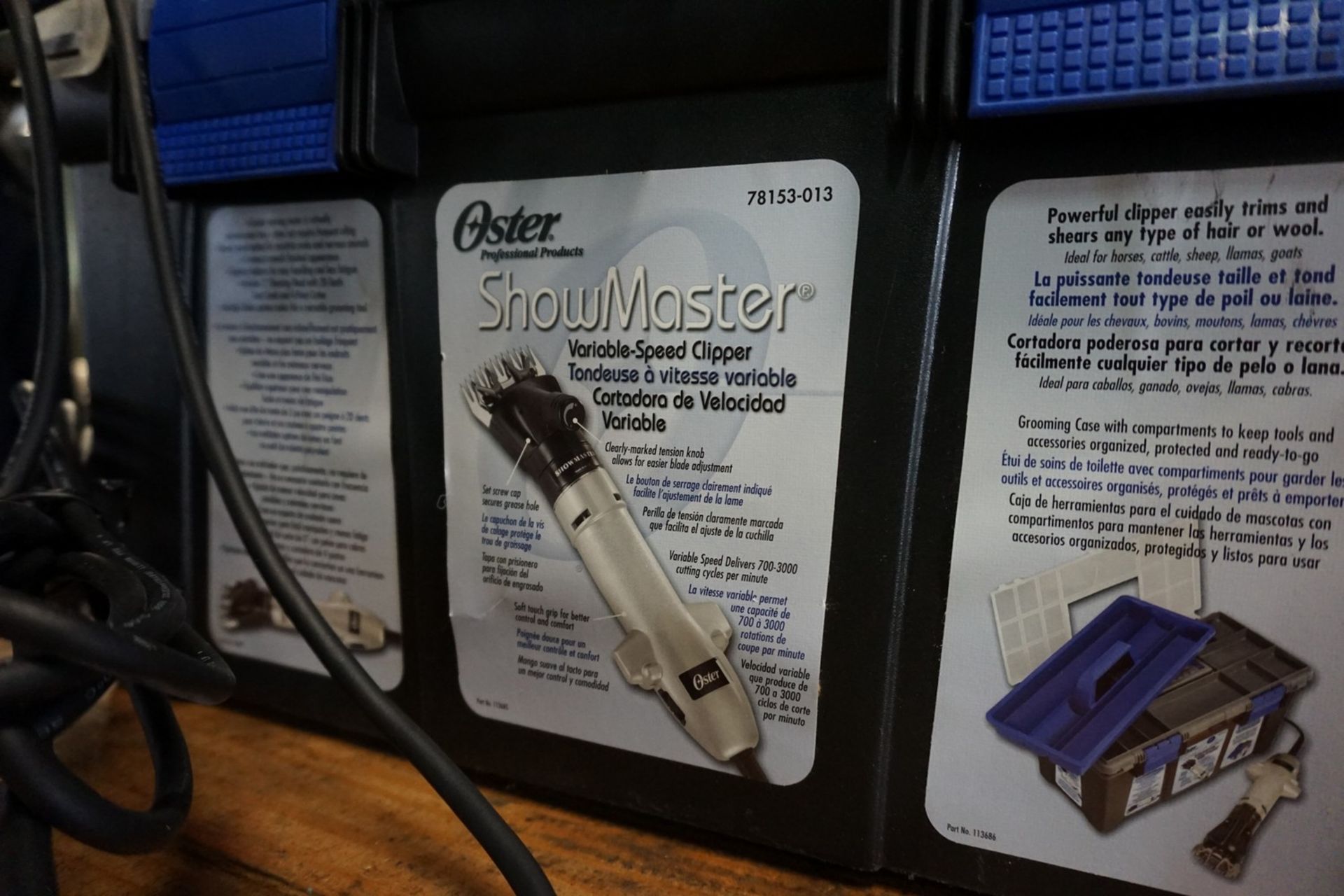 Oster ShowMaster Variable Speed Clipper with Case - Image 3 of 3