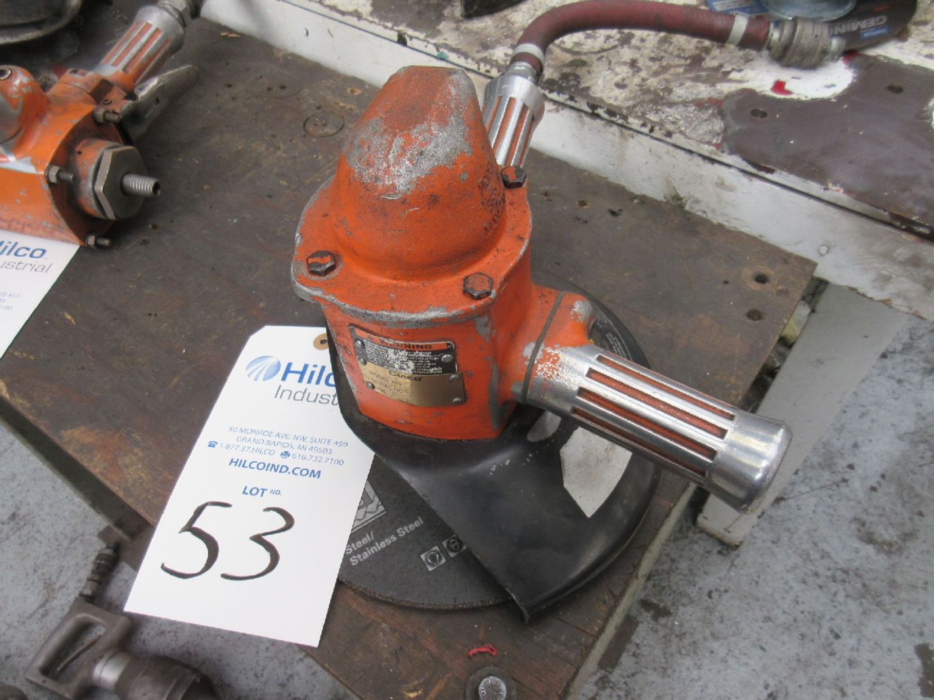 Cleco Model 1960BVL Pnuematic 9" Angle Grinder