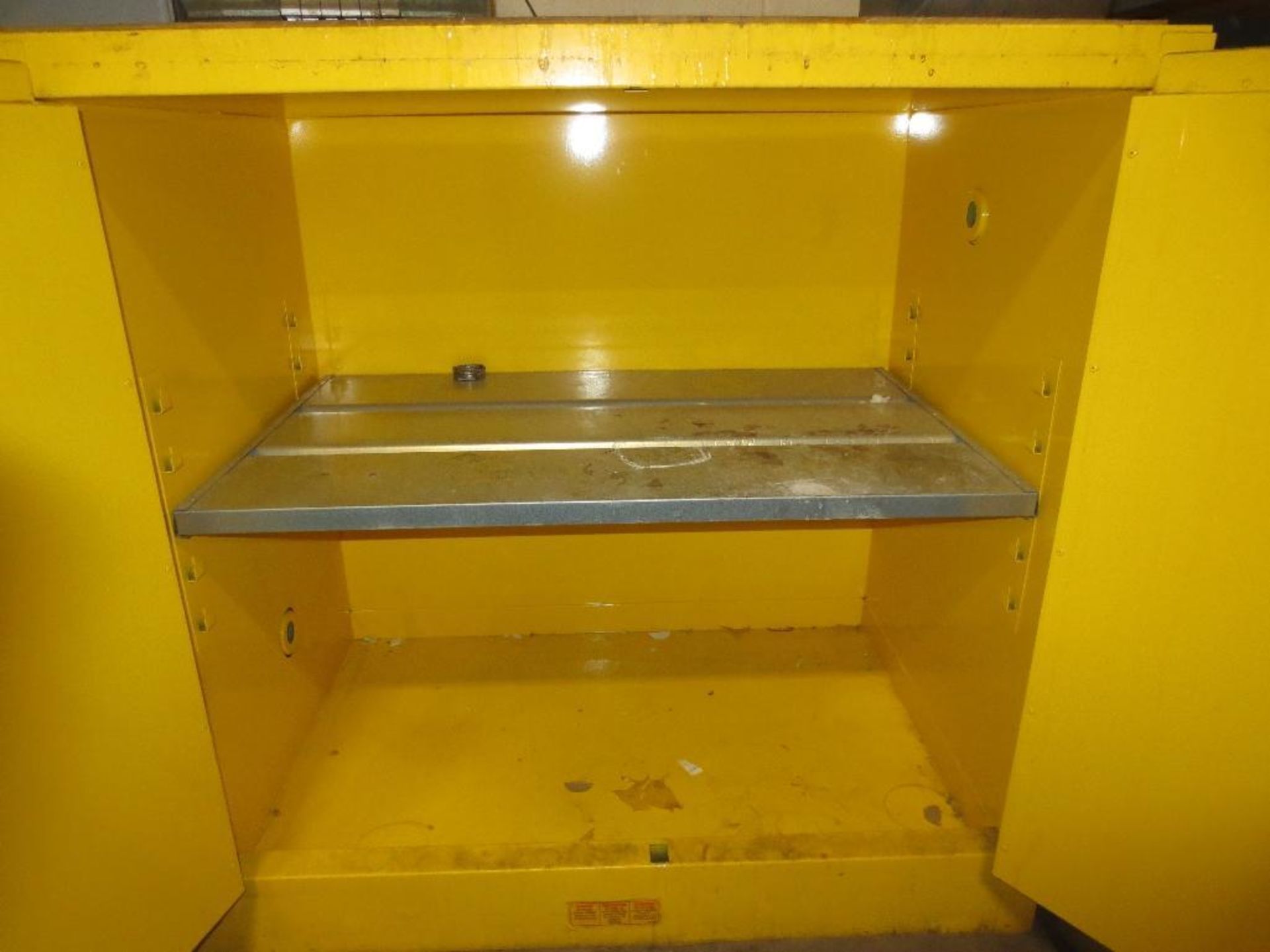 Small Flammable Safety Cabinet - Image 2 of 2