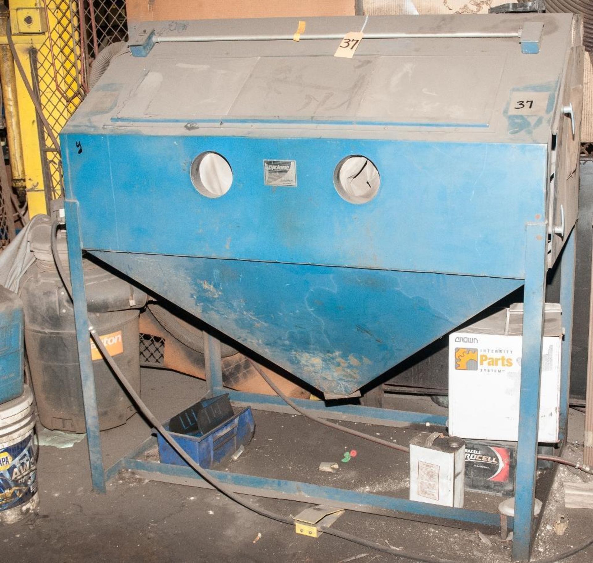 Cyclone Blasting Cabinet approx 5 Foot wide x 30 Inches Deep with Dayton Wet/Dry Vac, LOCATED-Super
