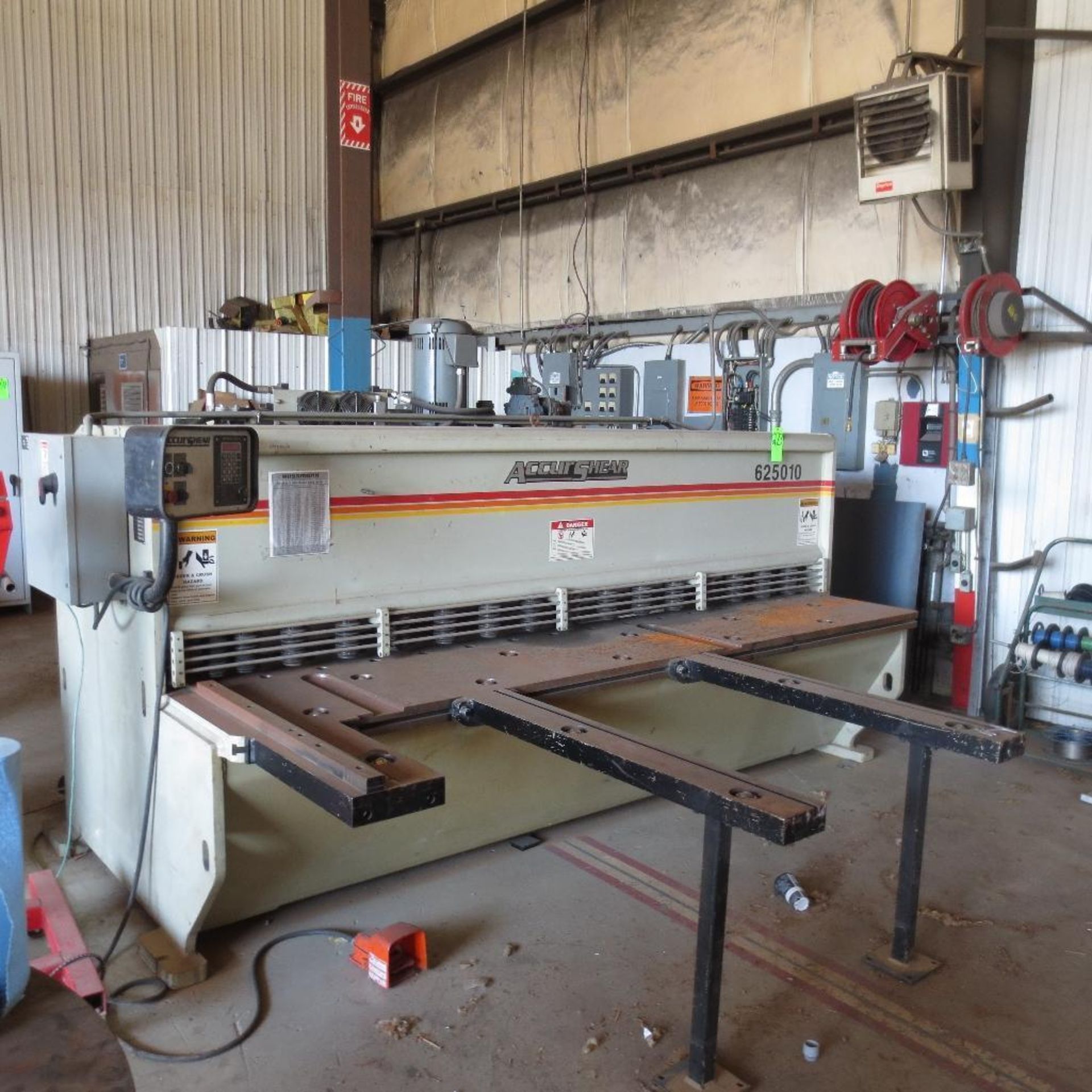 Accur Shear Model 625010 Shear, 2000. 1/4"x10' with Squaring Arm and Front Operated Back Gauge; loca