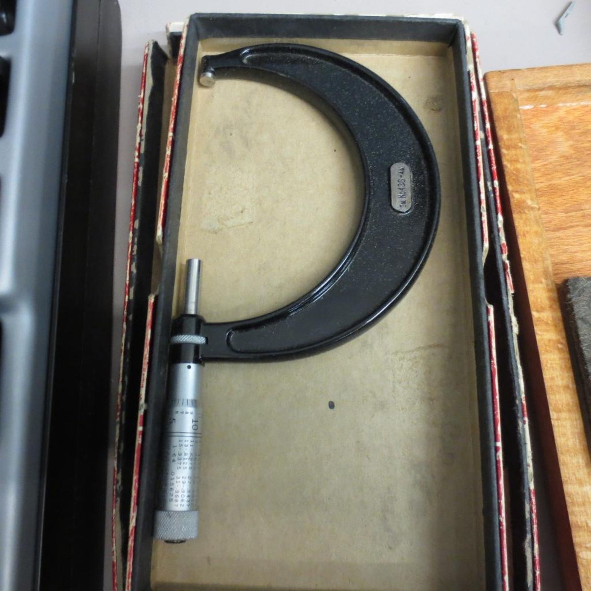 Starrett Micrometers, 1" - 2", 1", 3", 4", 1", LOCATED AT 1850 Howard Street, Unit A Elk Grove Villa - Image 4 of 5