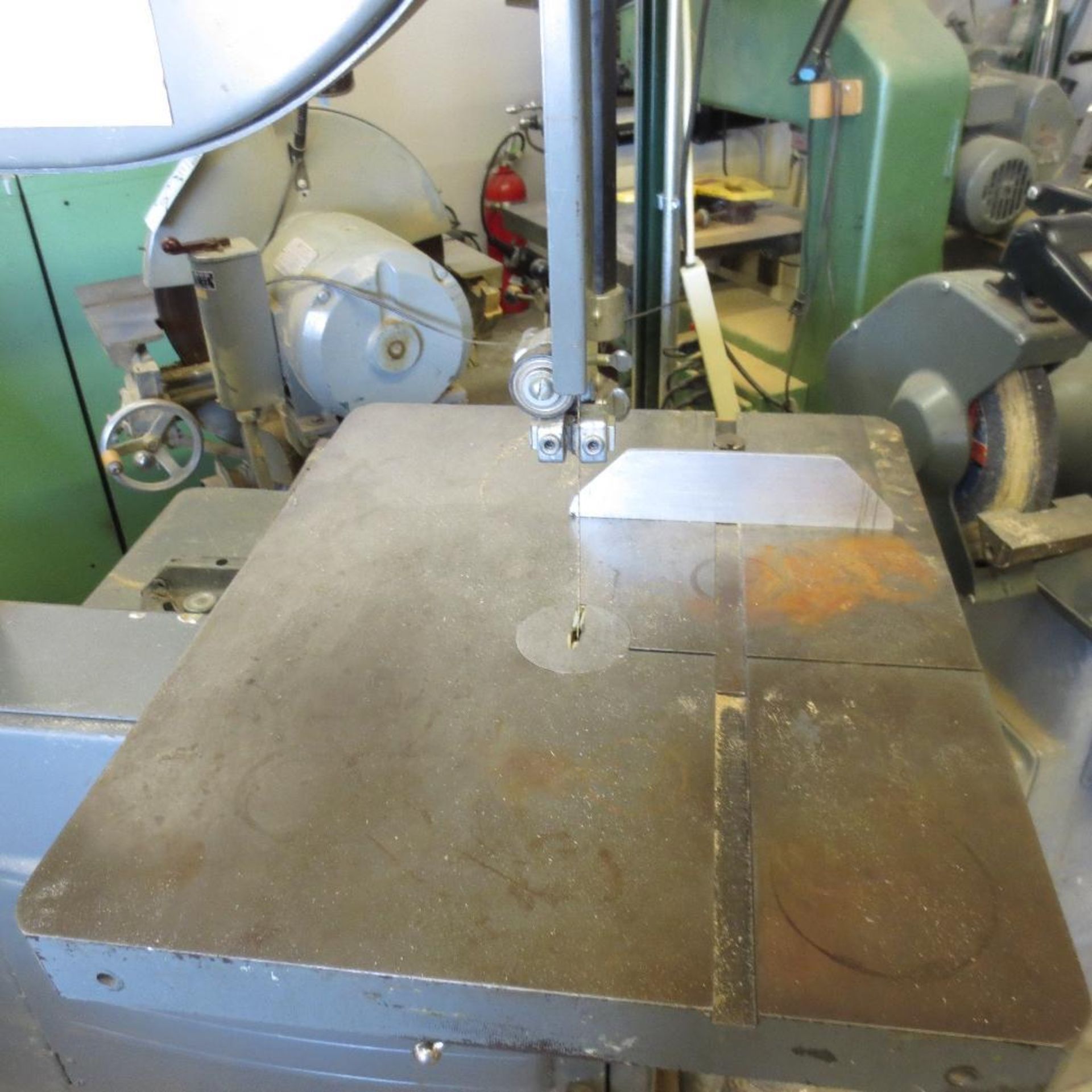 Rockwell Delta Vertical Band Saw, 20" X 24" Table, 20" Throat, Model 28350, S/N 1472813, LOCATED AT - Image 4 of 5