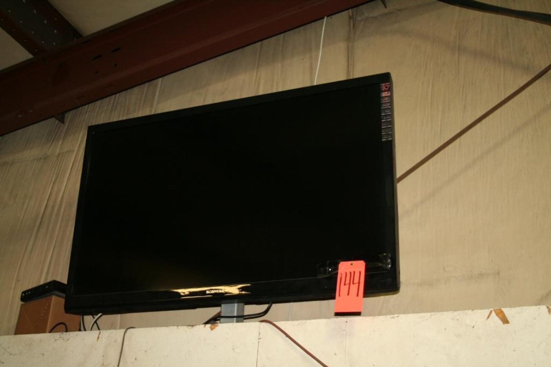 Sceptre 50" TV and (2) KLX Speakers