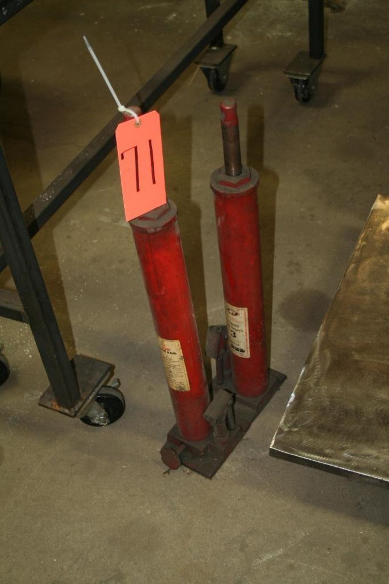 (2) 3-Ton Long Ram Hydraulic Jacks