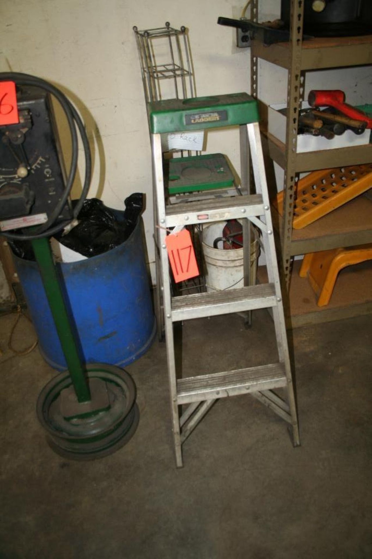 4' Aluminum Ladder and CD Rack