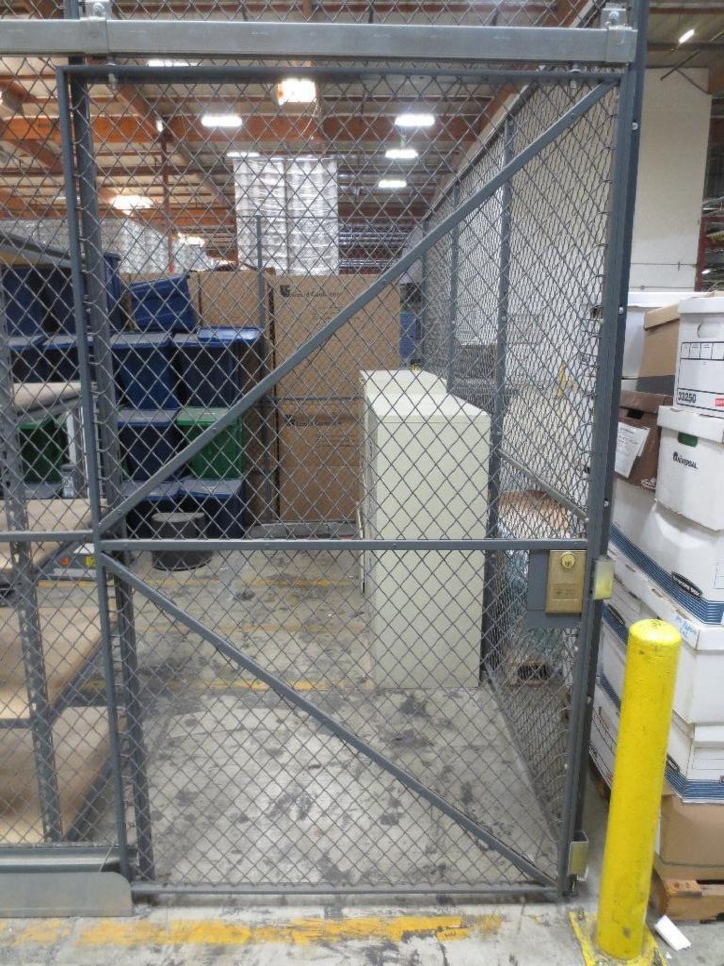 Two Section, Two Door Security Cage NO CONTENTS - Image 2 of 3