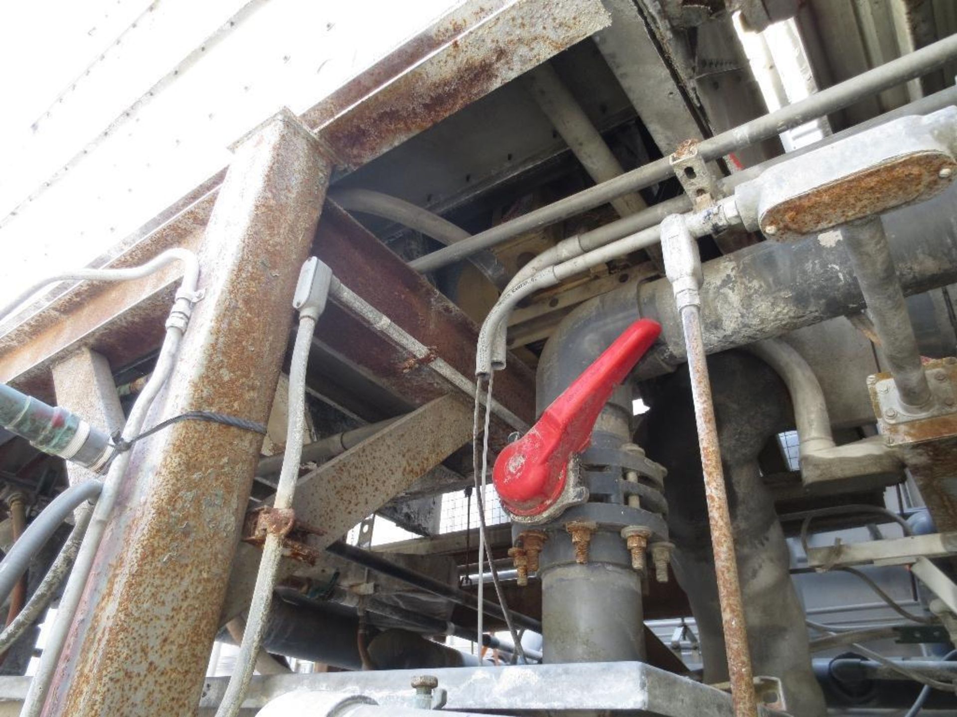 Large Conair/Franklin Cooling Tower & Holding Tank With Three Pump Motors - Image 9 of 9