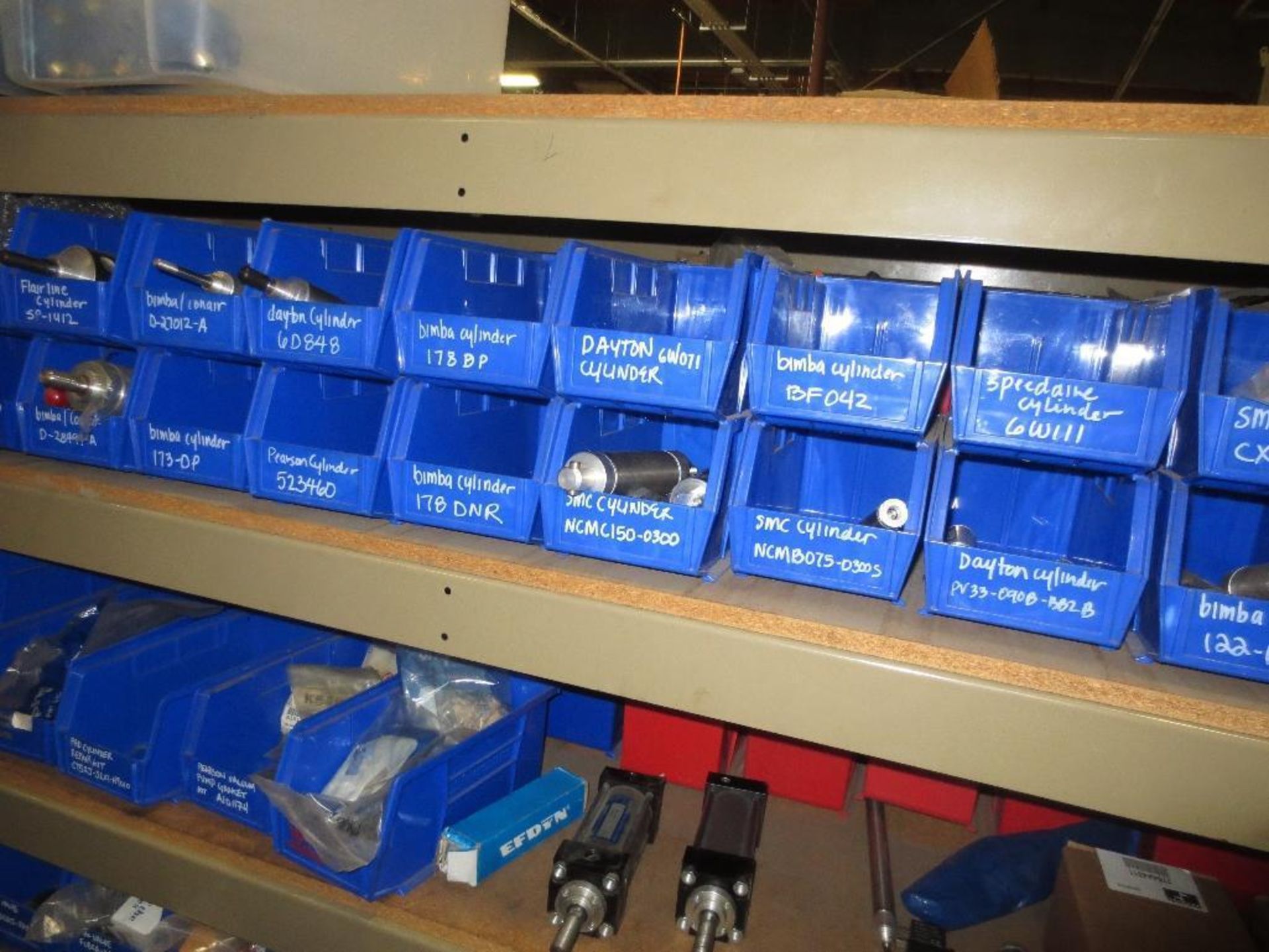 Shelf Plus Contents Of Various Size Pneumatic Cylinders & Valves - Image 2 of 6