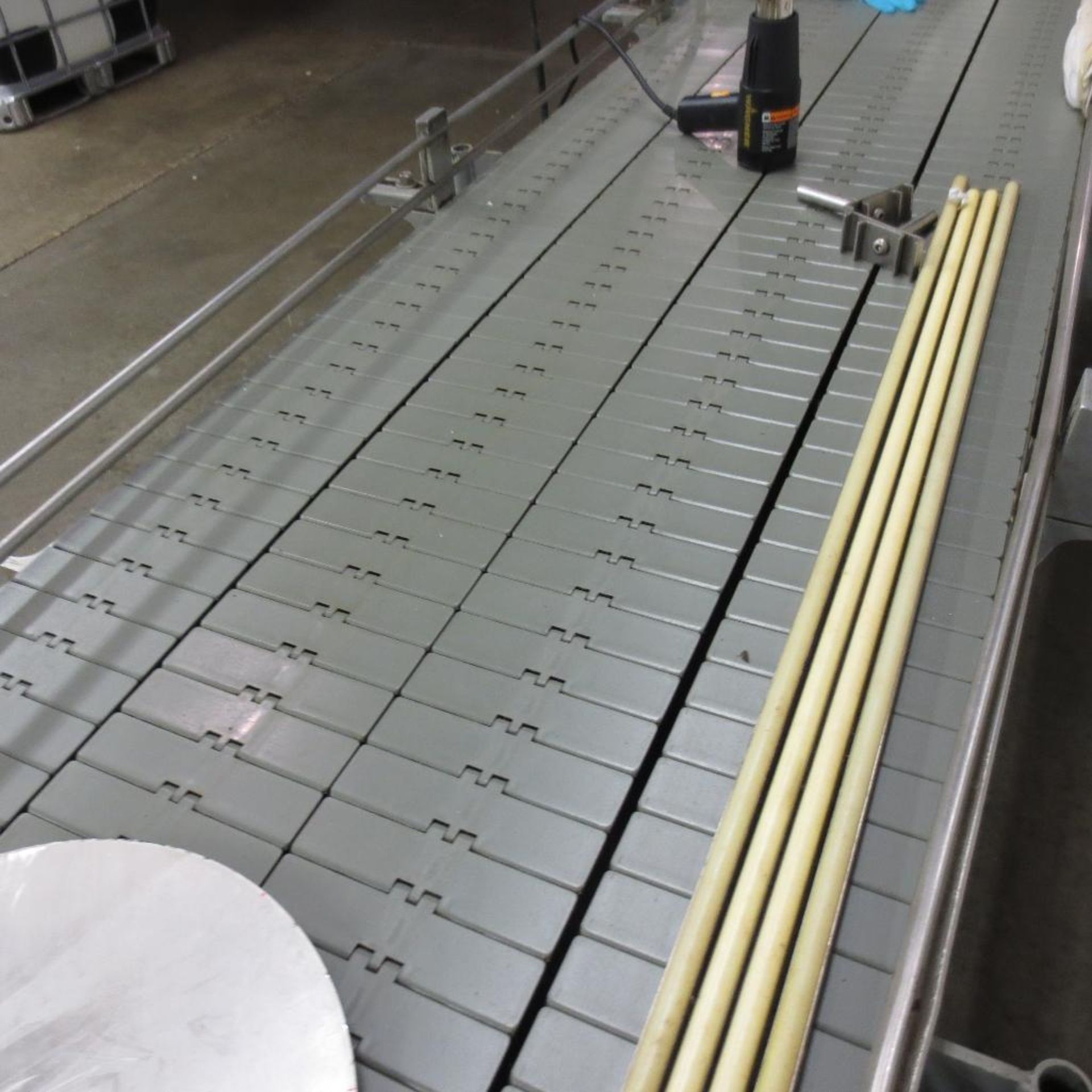 24" X 10' Quad Plastic Tab Belt Conveyor, Accumulator Table - Image 2 of 3