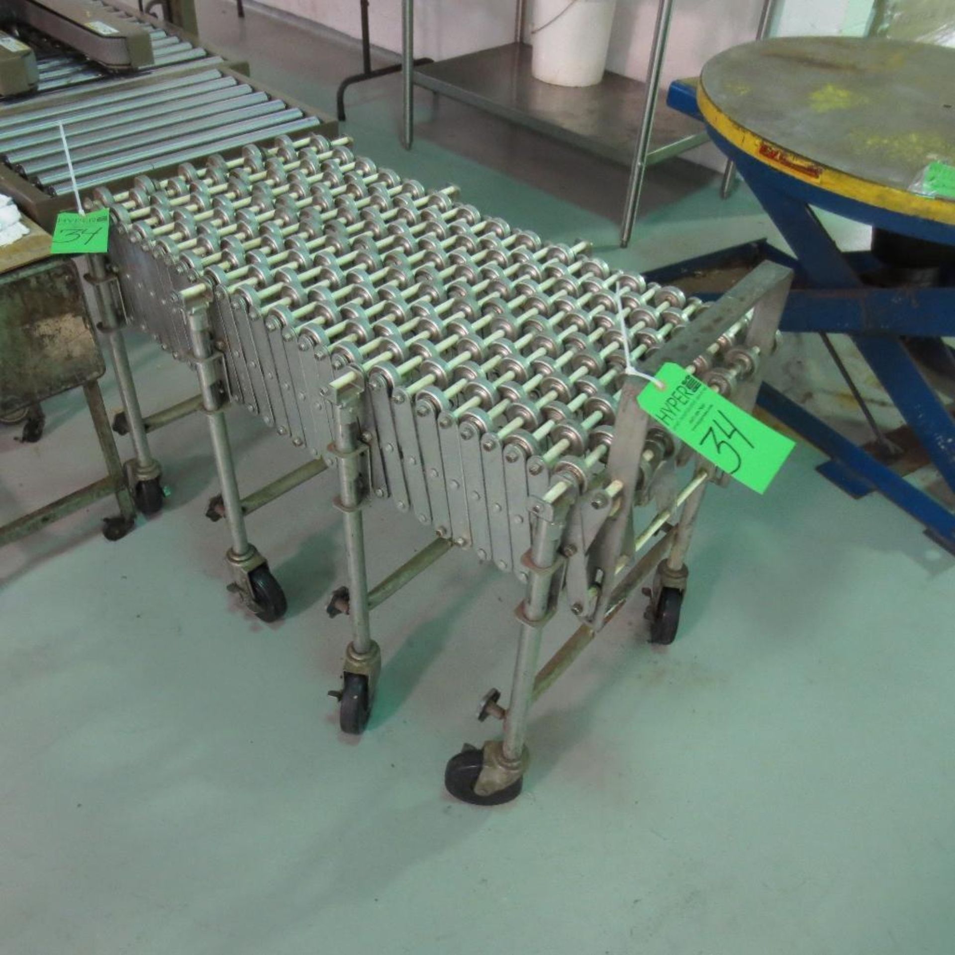 18" Wide Expandable Conveyor