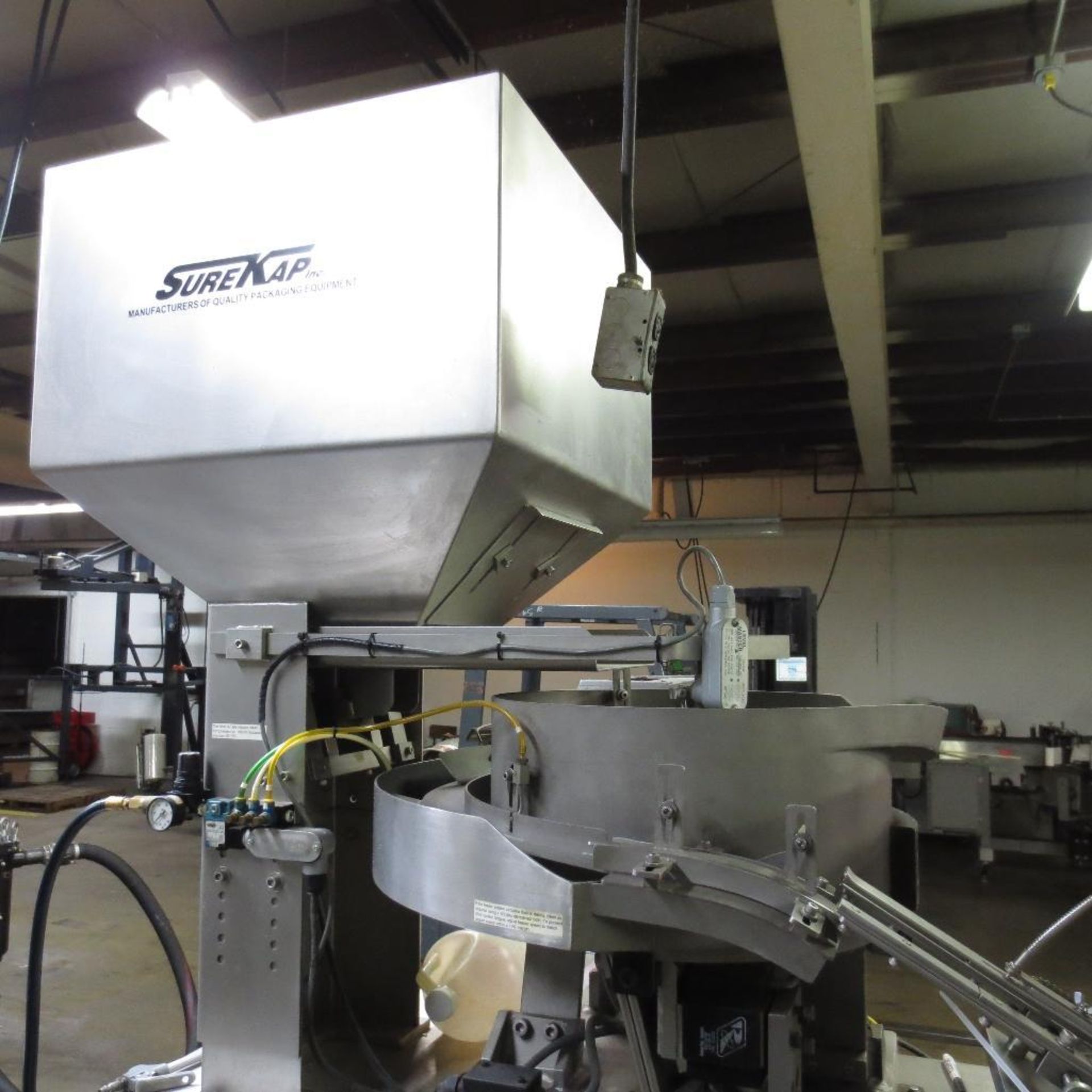 SureKap Model SK600SP 6 Quill inline Spindle Capper, Dual Side Belt Conveyor, Feed Bowl, Stand, Stai - Image 3 of 8