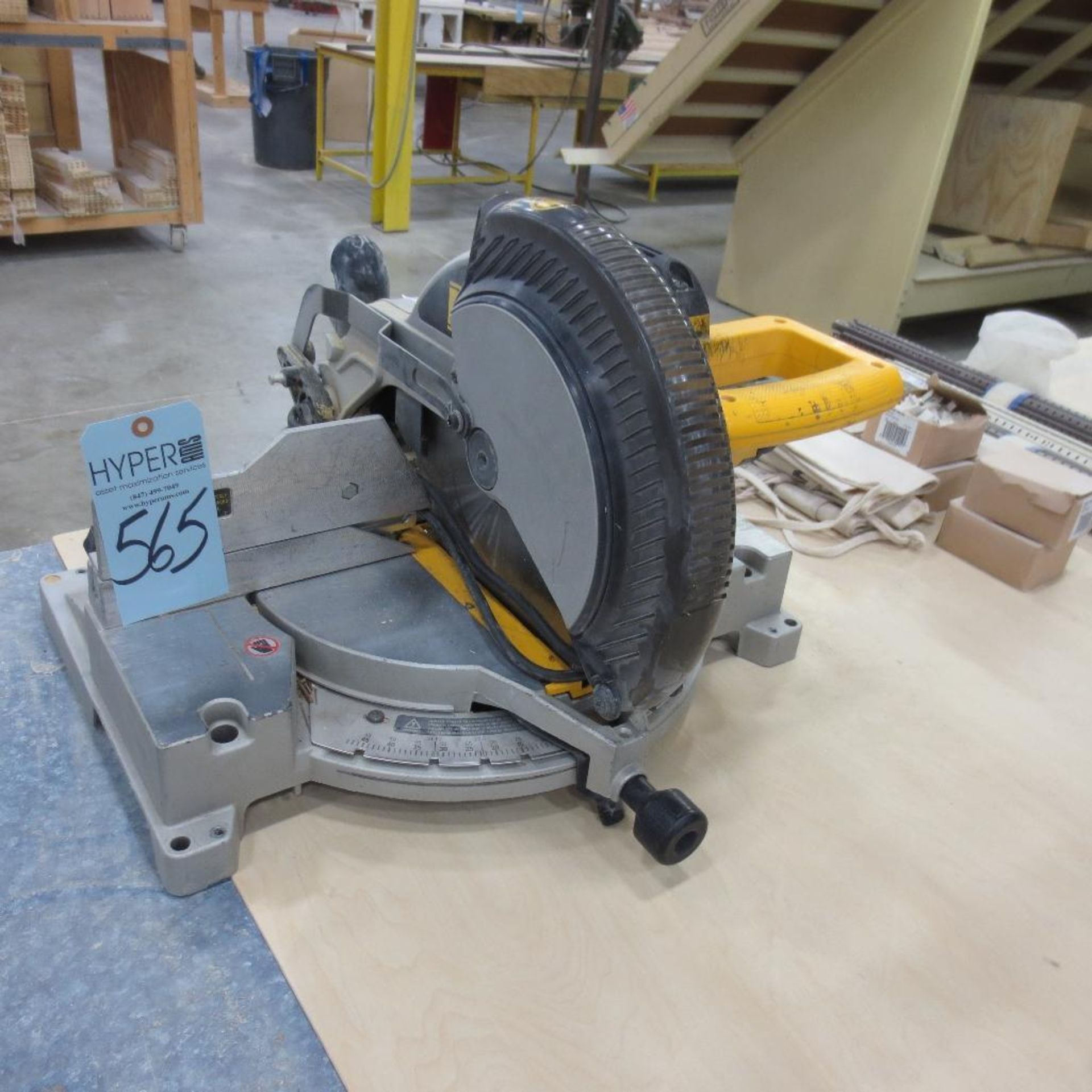 Dewalt DW705 12" Compound Miter Saw